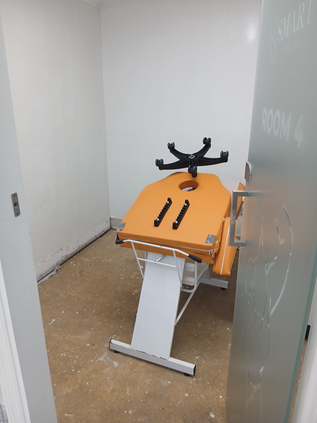 Commercial Water Damage Mitigation and Structural Drying for Miami Medical Facility by SuperClean