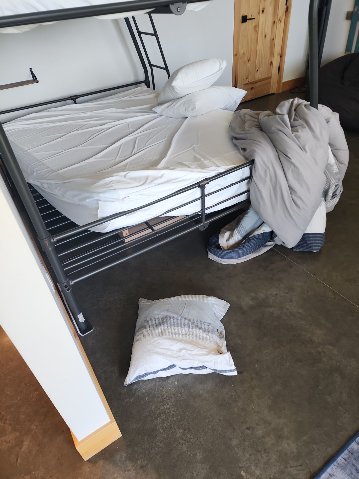 Short-Term Rental (STR) Cleaning in Tabernash, Colorado by Wheatley Creek Services