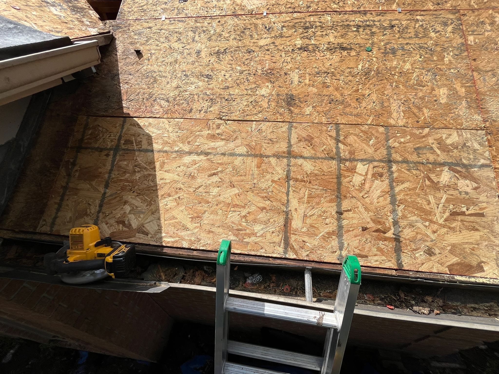 Residential Roofing Installation using Owen's Corning Duration (Lifetime) Shingles by Roof Repair Company