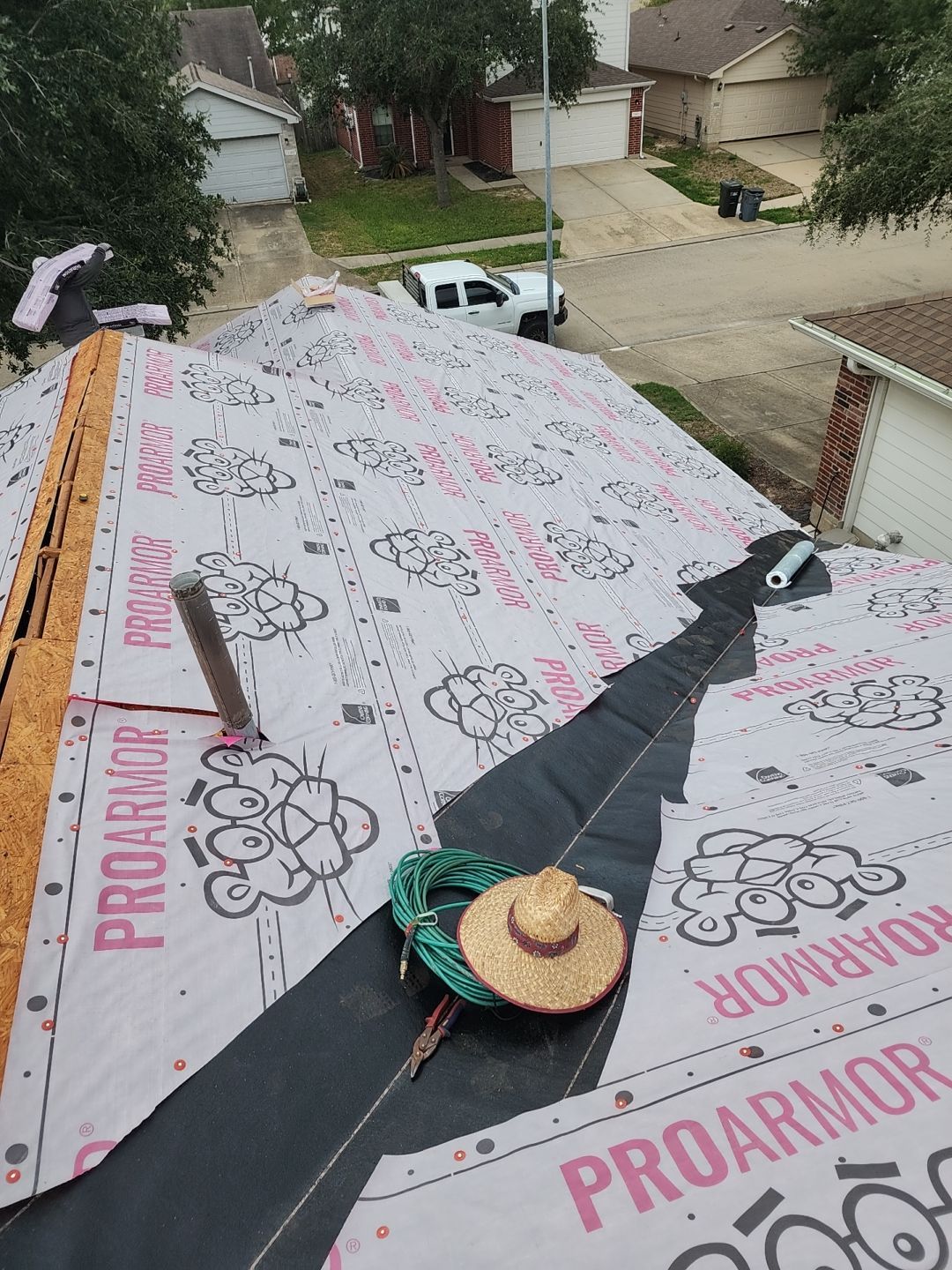 Residential Roofing Installation using Owen's Corning Duration (Lifetime) Shingles by Roof Repair Company
