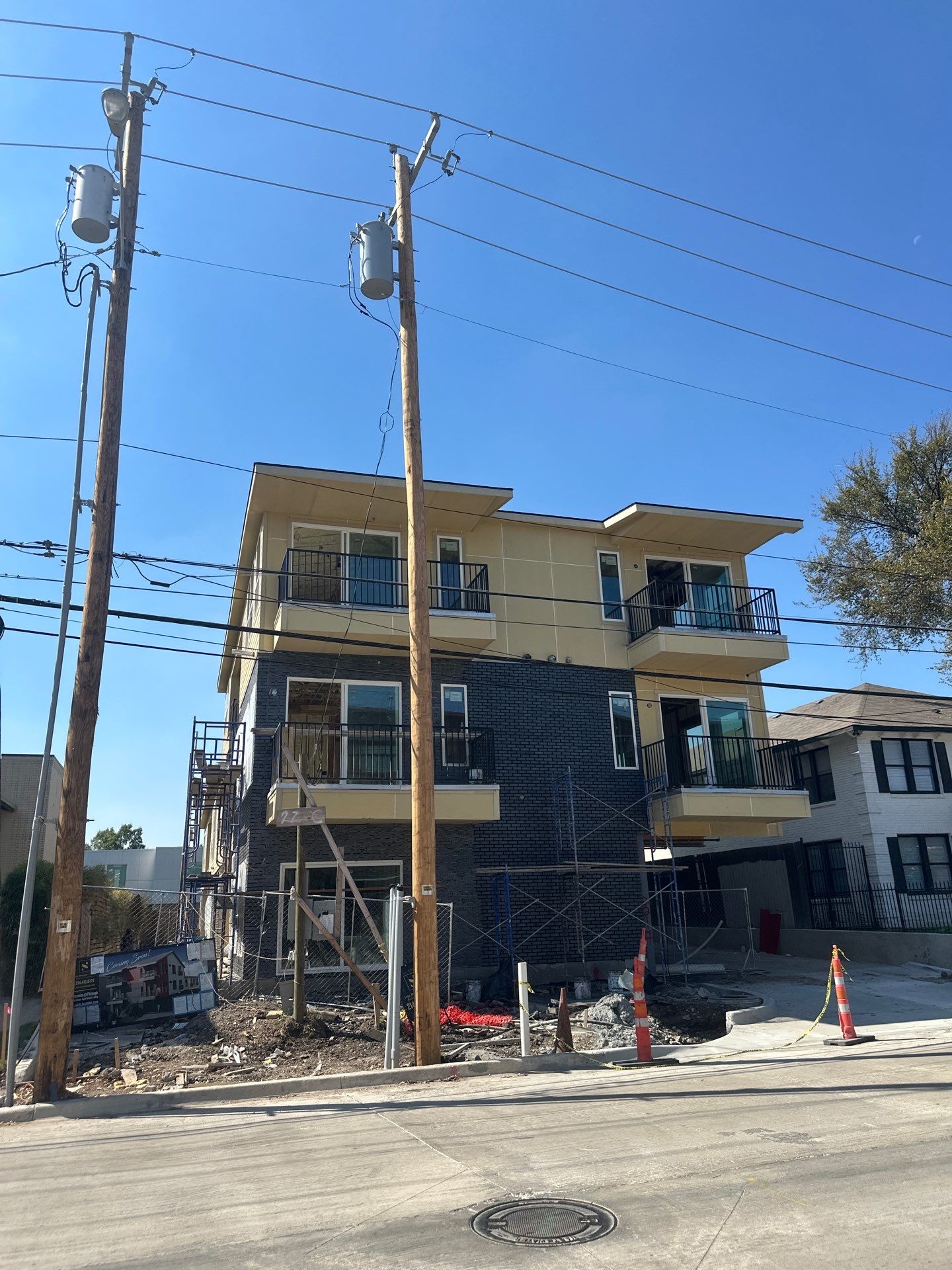 🏢 Full Foam Envelope on This Dallas Multi-Family Build by Apex Insulation Solutions