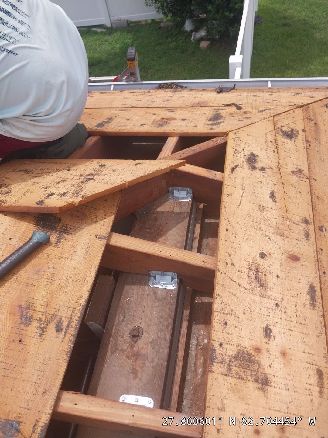 Project in St. Petersburg 33710 by Mitchell Roofing Company LLC 