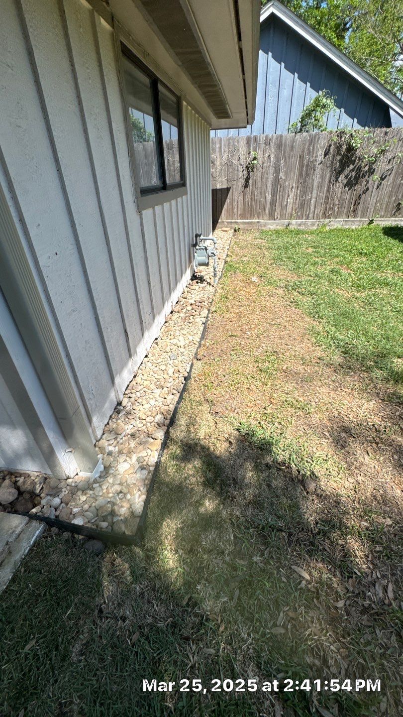 🌿 Jackie’s Outdoor Transformation — Drainage, Flagstone & Full Restoration by Texas Urban Elements