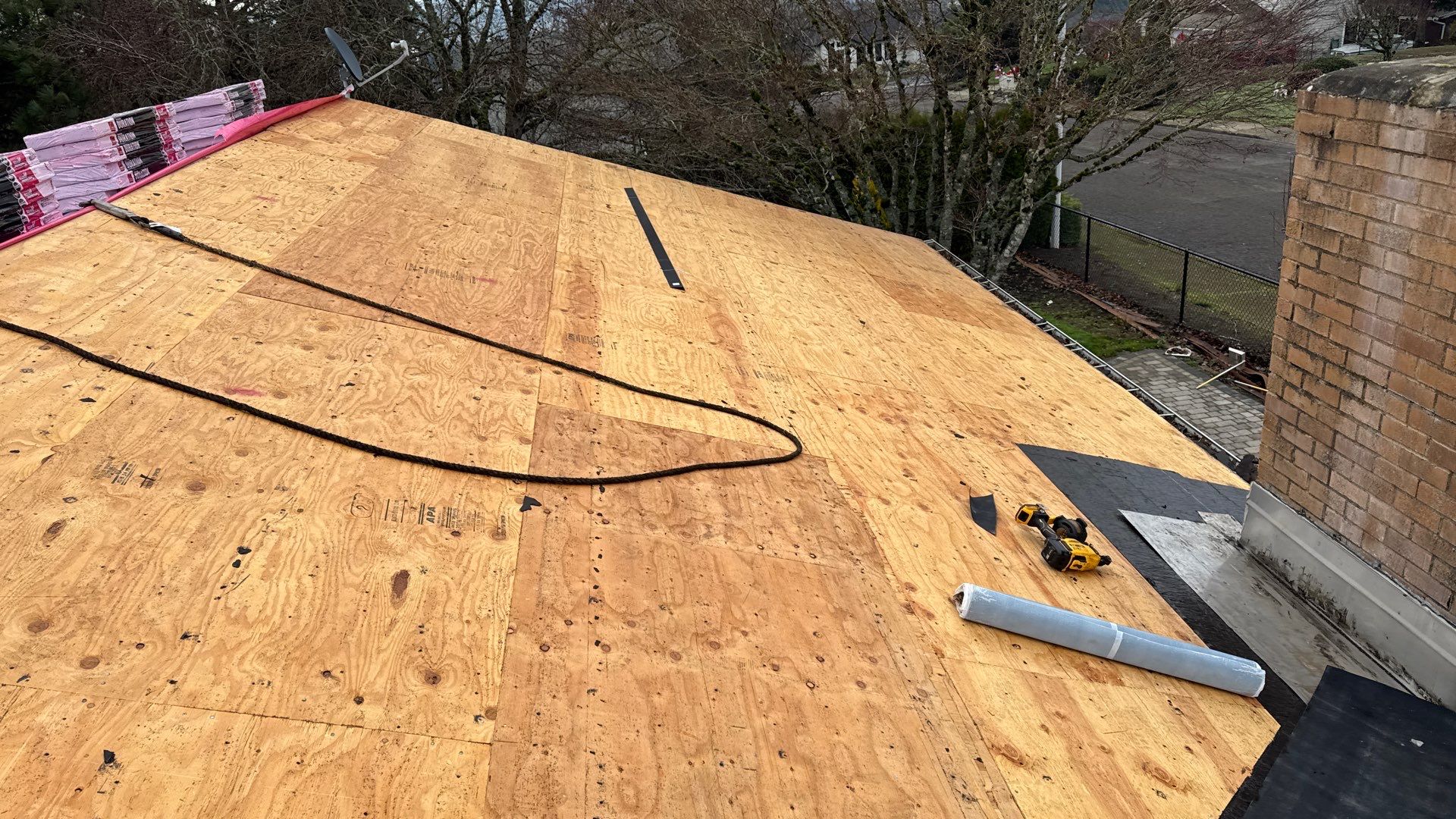 36th Ave Northwest, Salem OR by OR Advanced Roofing, LLC