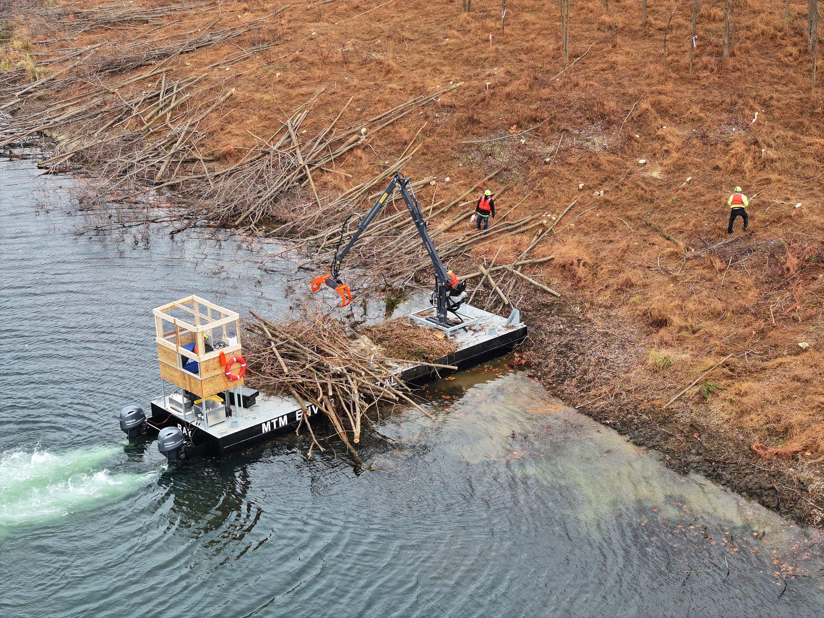 Custom Grapple Barges by MTM Enterprises