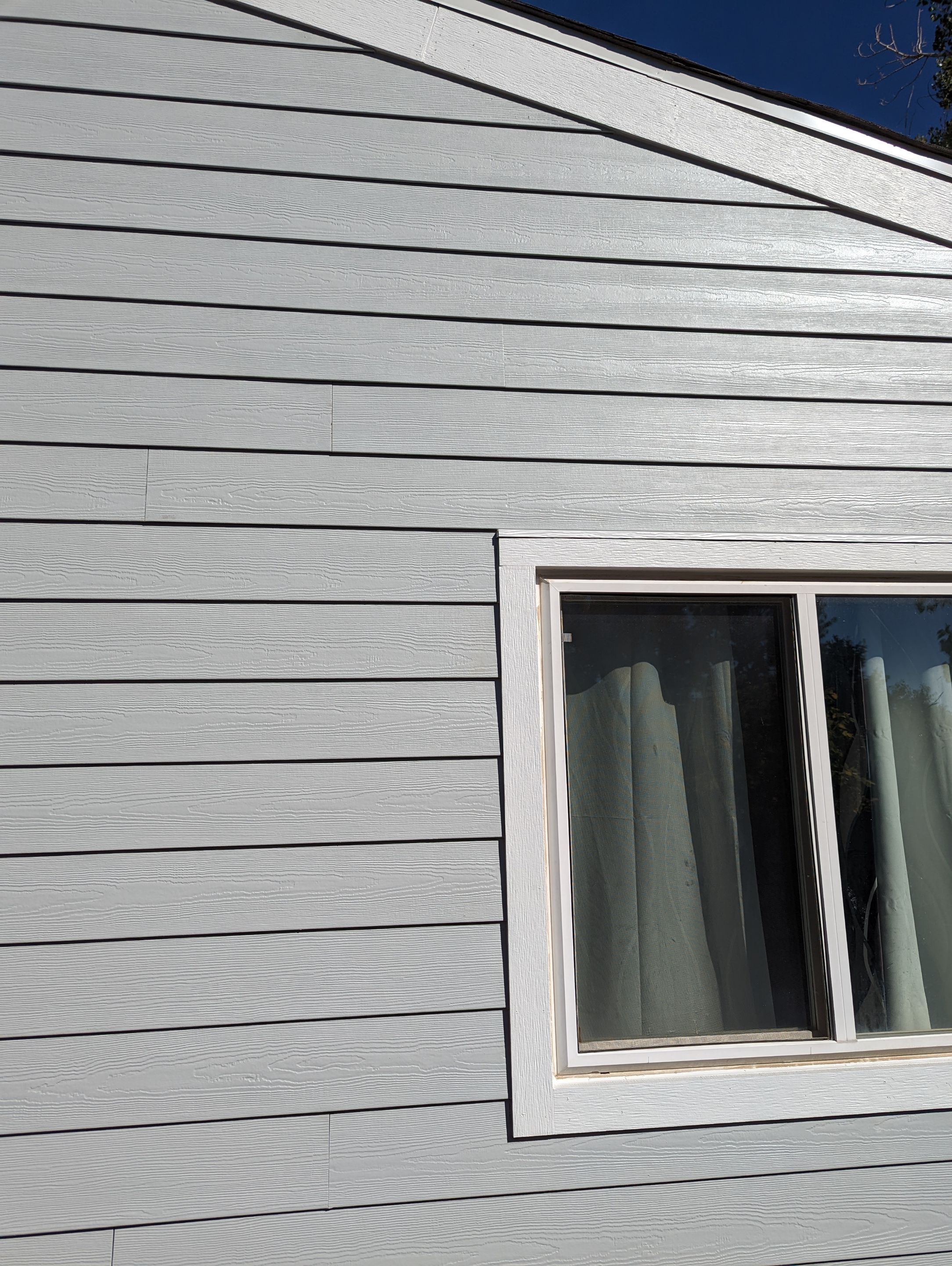 JAMES HARDIE SIDING by United Windows and Siding LLC