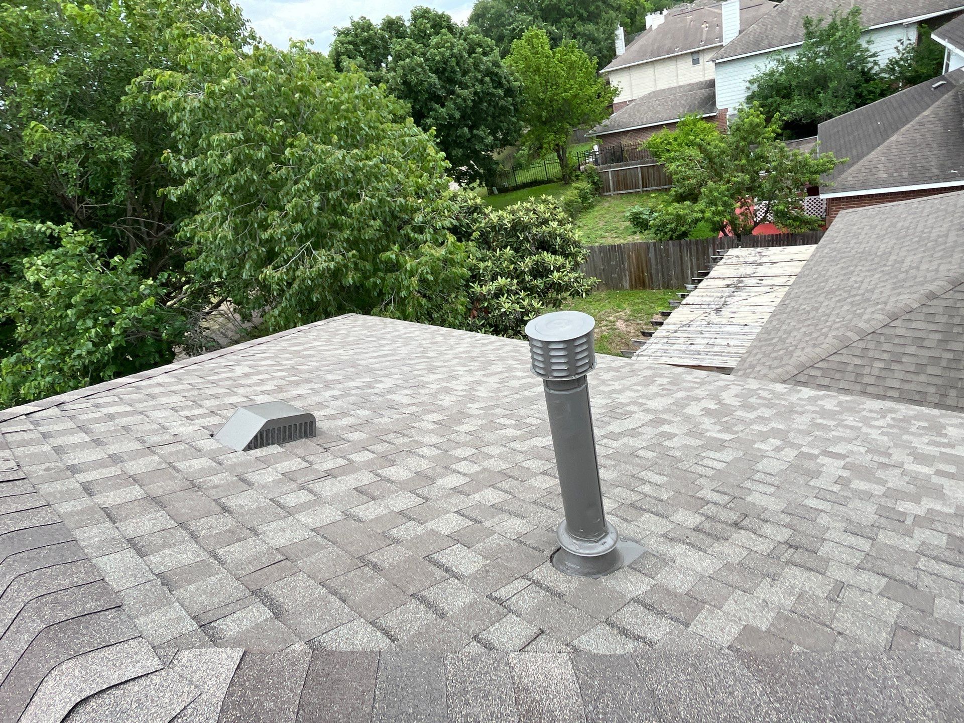 Residential Roofing Installation using Owen's Corning Duration (Lifetime) Shingles by Roof Repair Company