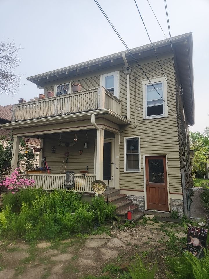 5" Gutters in St. Paul by Next Level Seamless Gutters / Exteriors Inc.