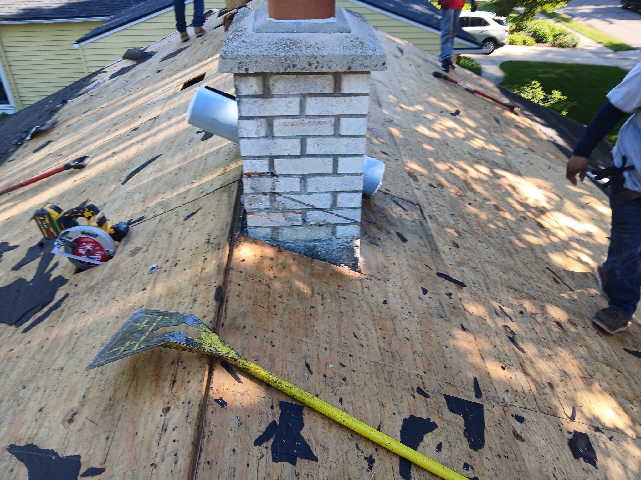 Roof Replacement using Owens Corning Tru Definitions by 180 Contractors