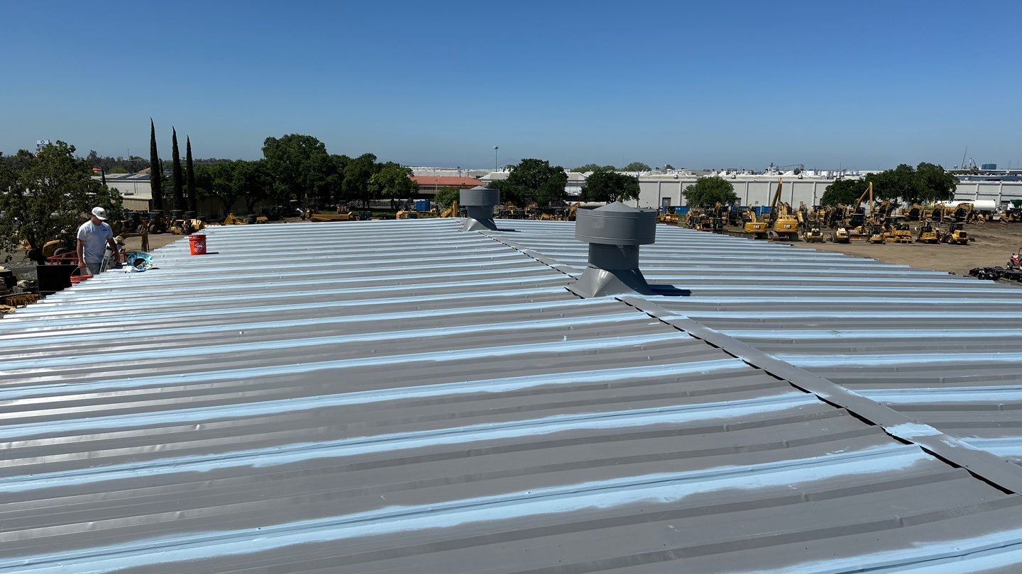 MR Roofing system using Conklin BenchPly system with PUMA top coat by Straight Edge Roofing Inc