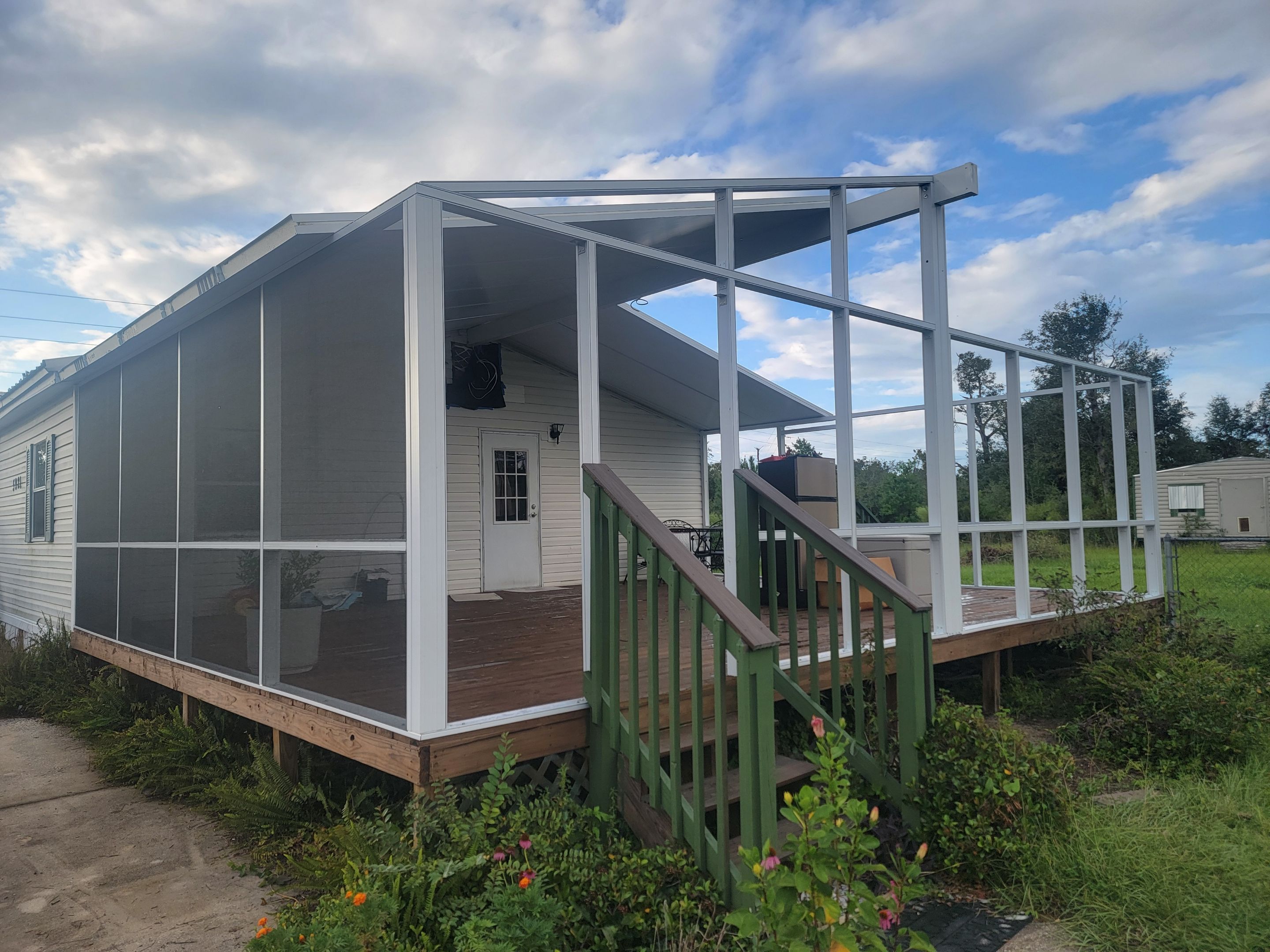 Cathedral Style Screen Room in Youngstown by Titan Sunrooms