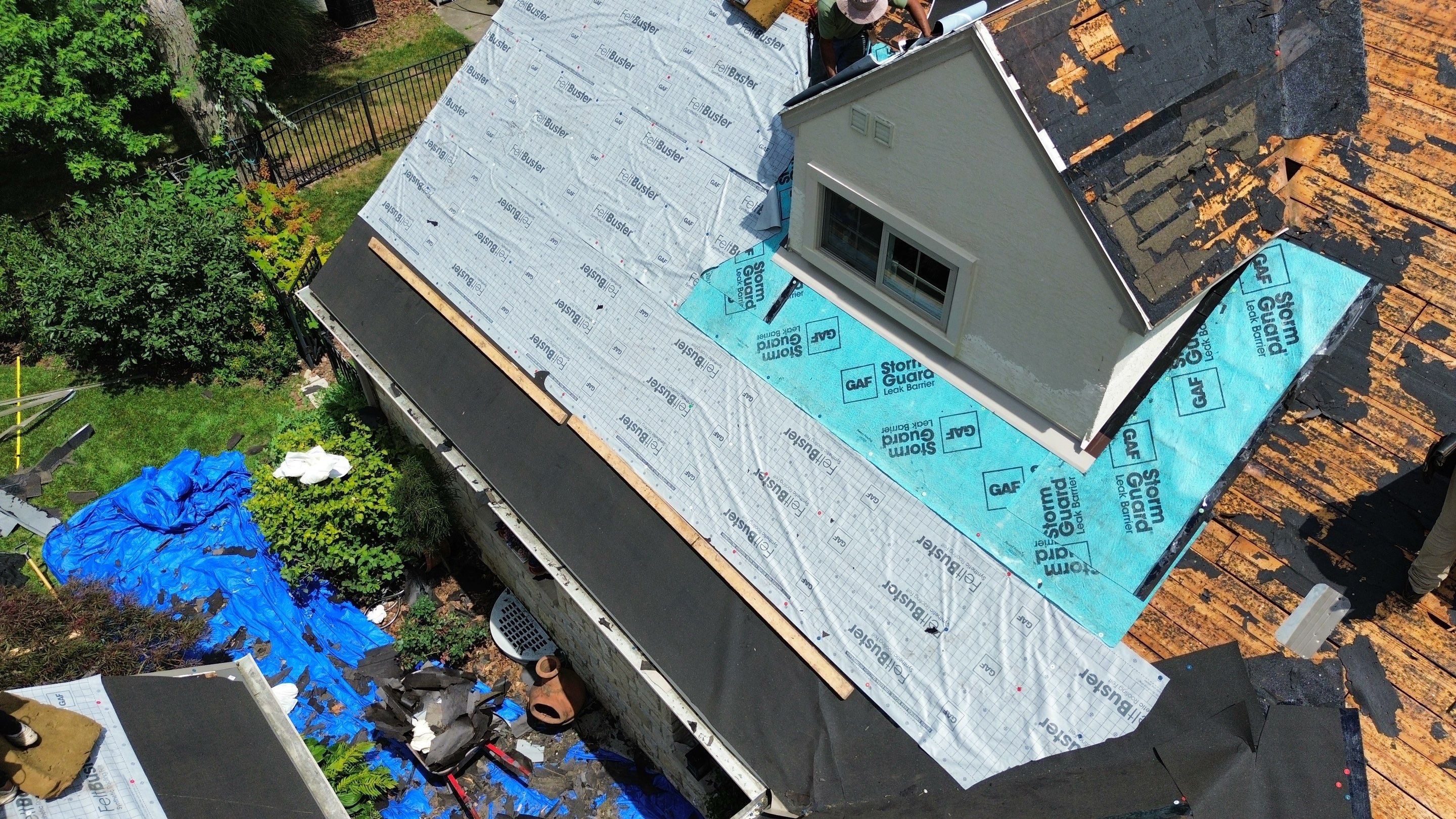 Residential Roofing Installation using Timberline HDZ Shingles - Weathered Wood by RoofX 