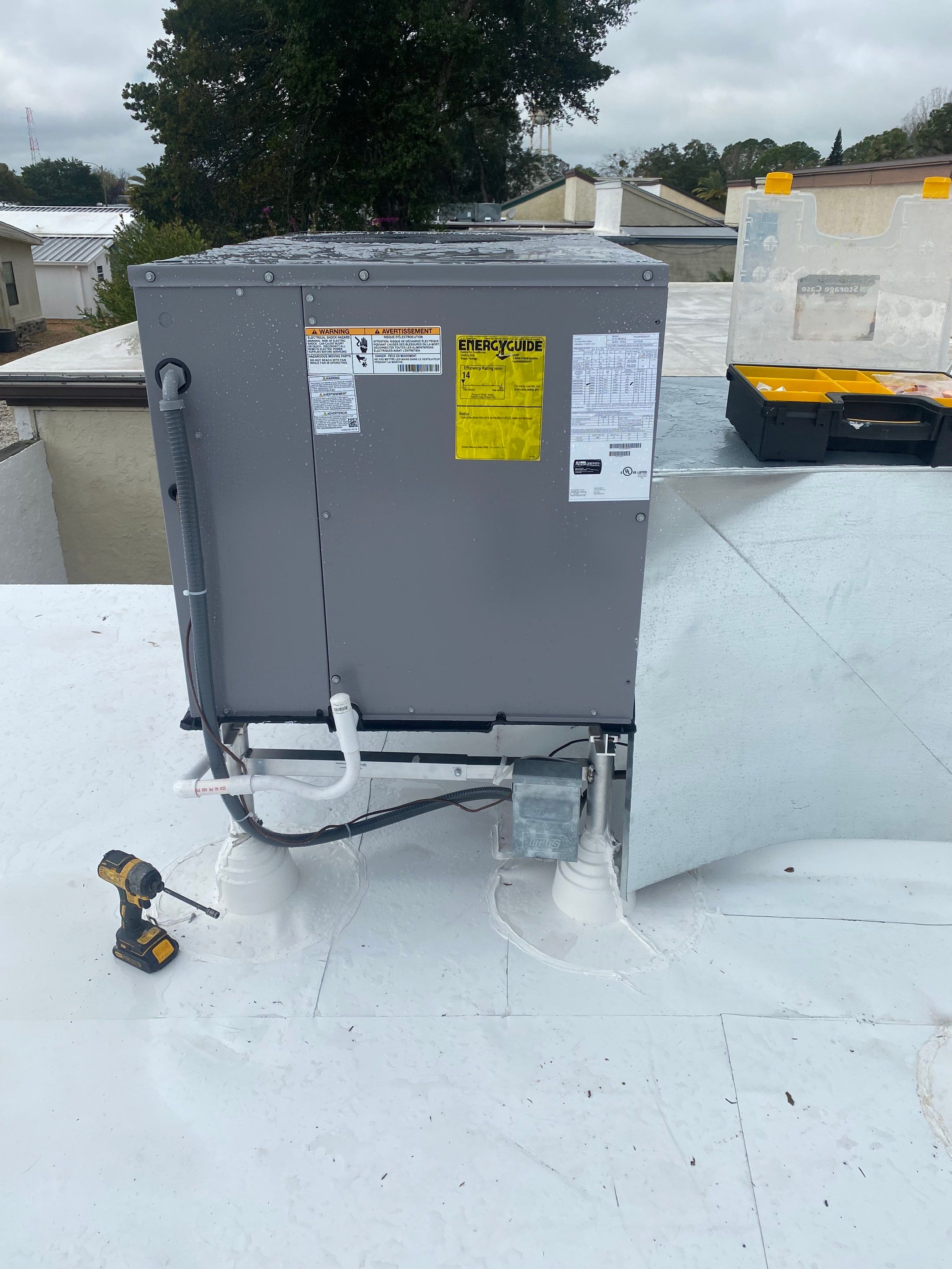 Residential Roofing / Rooftop AC / Gutter Installation by Protek 
