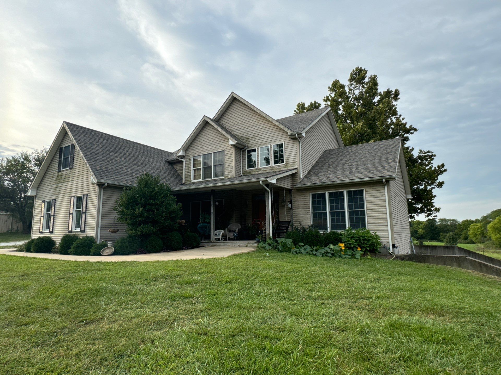 Comprehensive Residential Roof and Siding Replacement in Smithville Missouri by EEC Windows, Siding & Roofing
