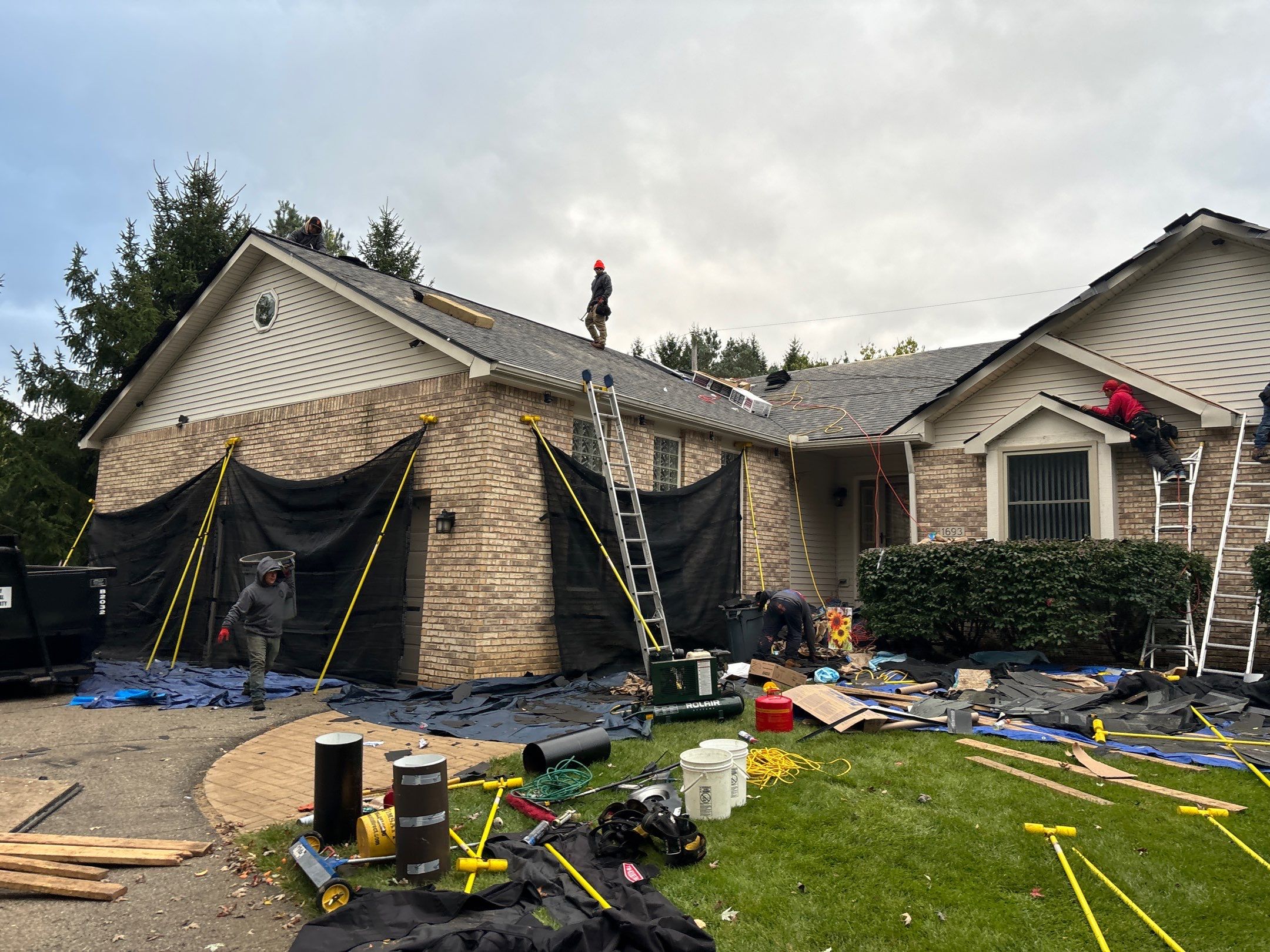 Roof Replacement using Owens Corning by 180 Contractors