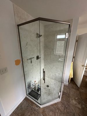 Solid Surface Neo Angle Shower