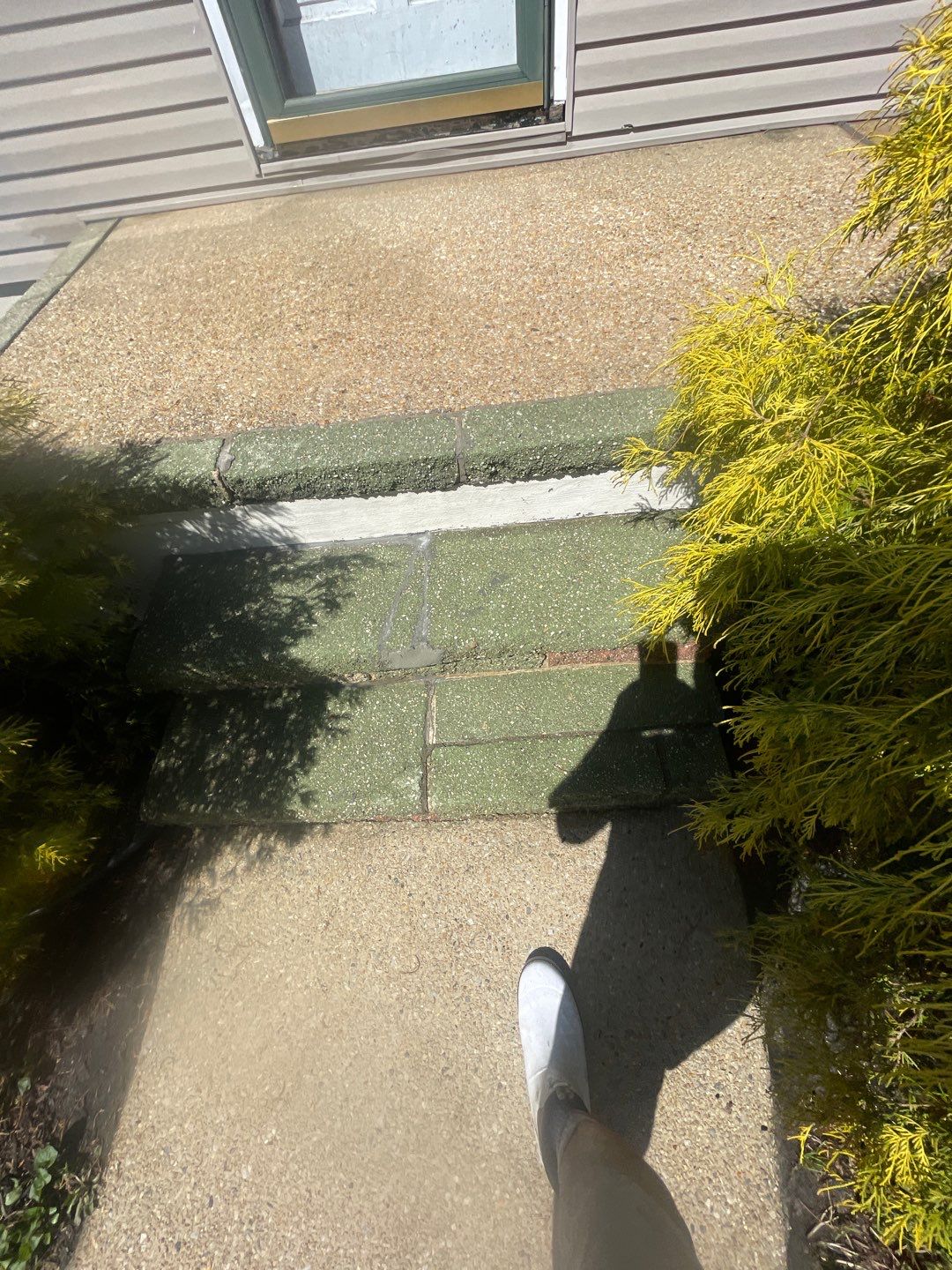 Concrete Cleaning, House Wash & Deck Cleaning by SJ Exterior