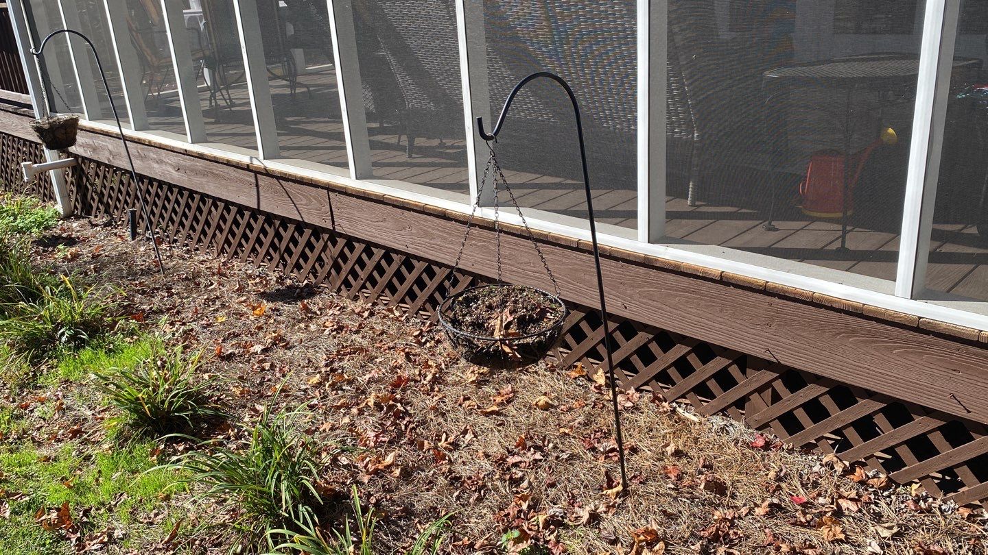 Coated deck using wood sealant by DuraSeal