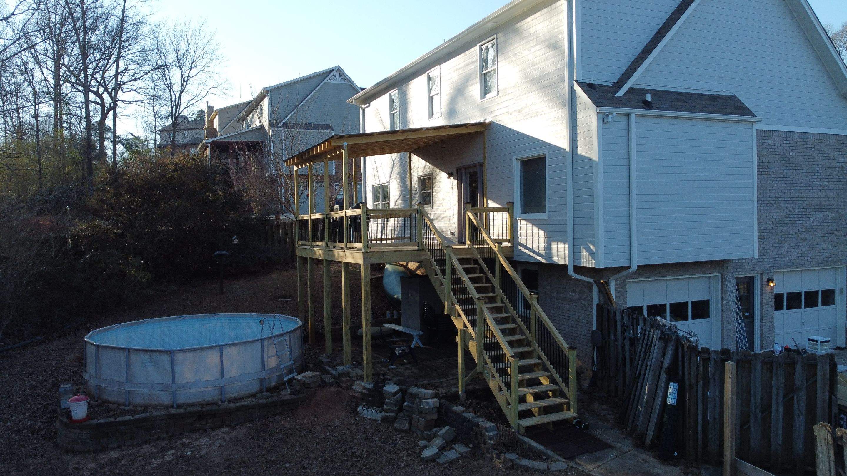 Balmoral Estates Screened Deck  by Pillar and Pine