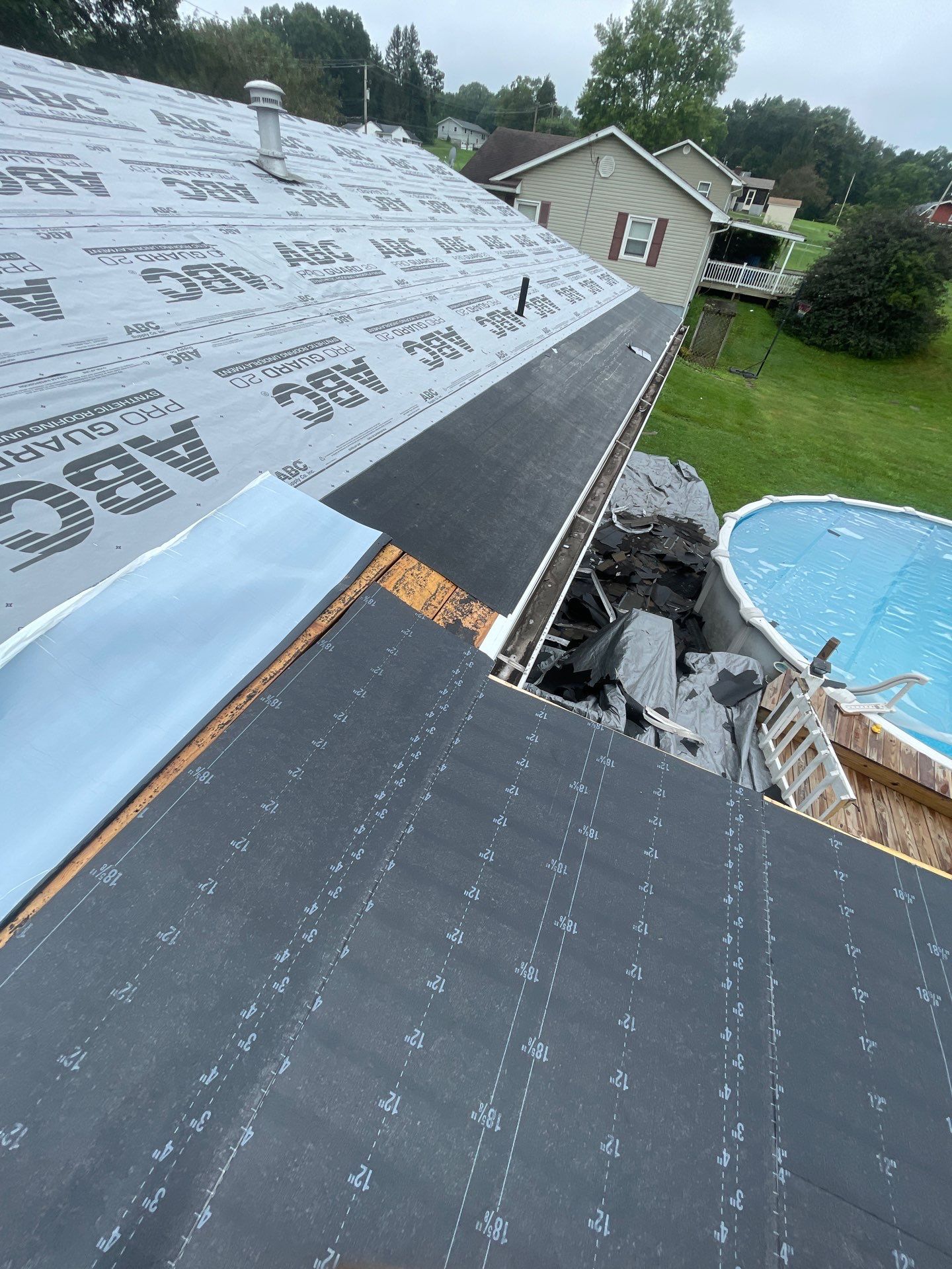 Residential Roofing Installation using GAF Timberline HDZ Charcoal by Rainstoppers Roofing