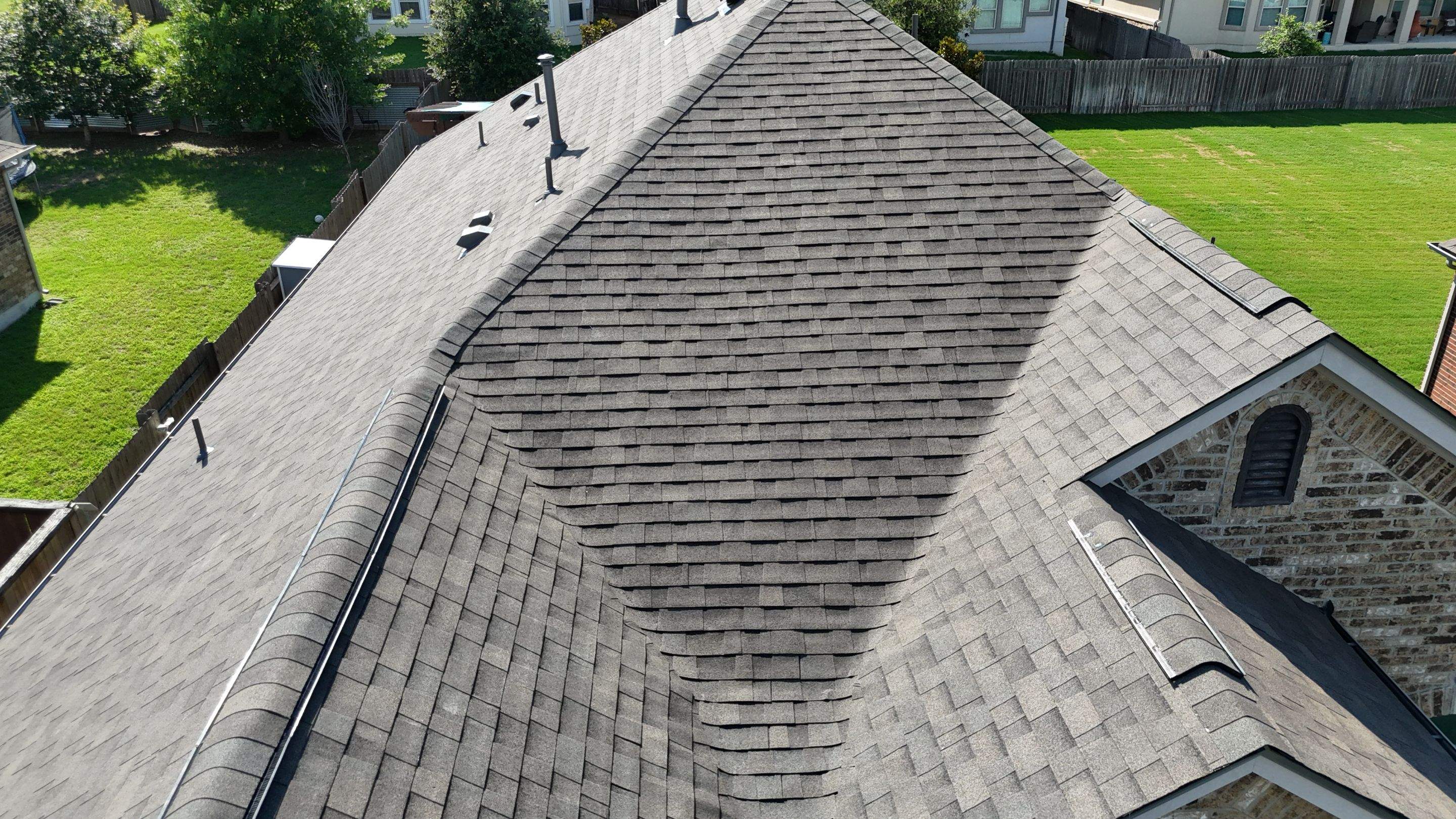 Weathered Wood - Malarkey Vista by RoofsOnly.com