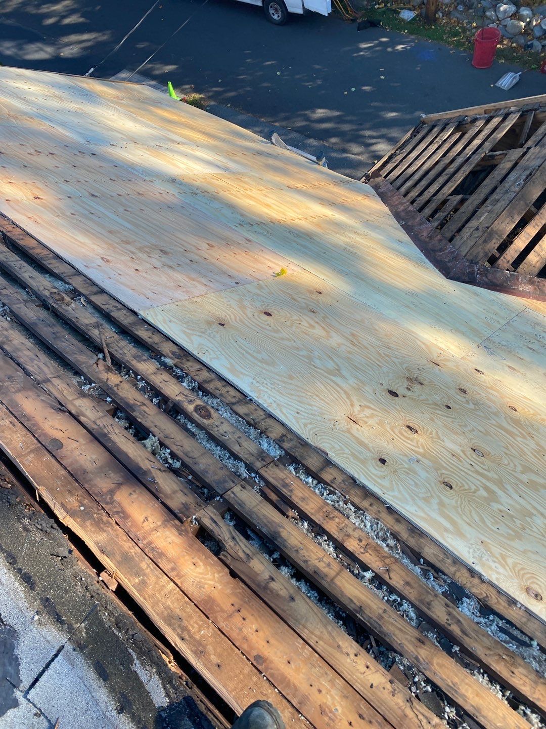 Residential Roofing Installation using Owens Corning TruDefinition by A Plus Exterior