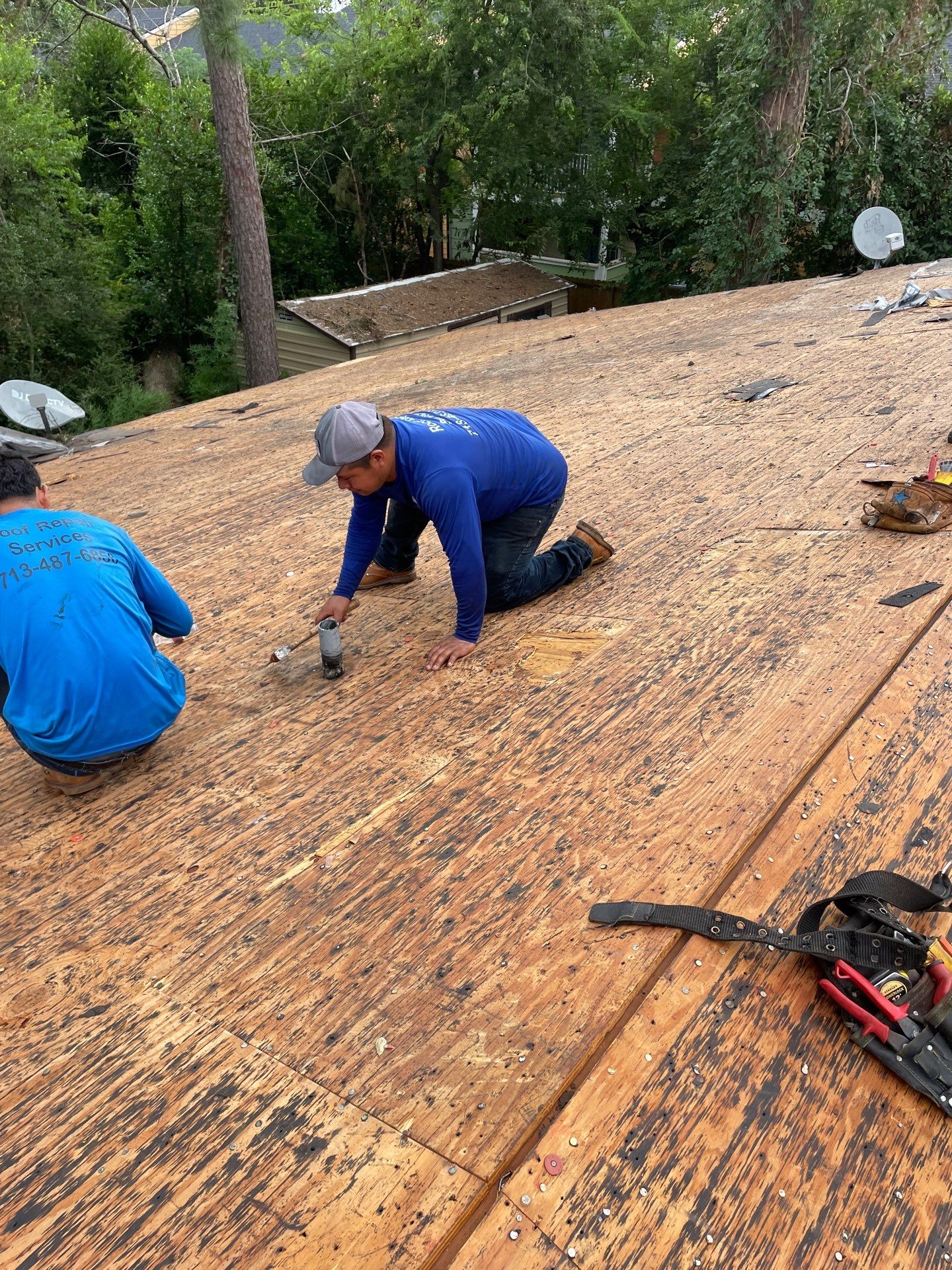 Residential Roofing Installation using Owen's Corning Duration (Lifetime) Shingles by Roof Repair Company
