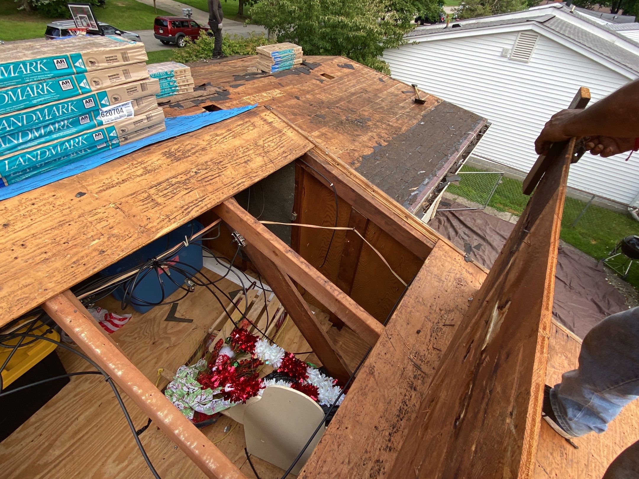 Roof Replacement using CertainTeed Landmark by 180 Contractors
