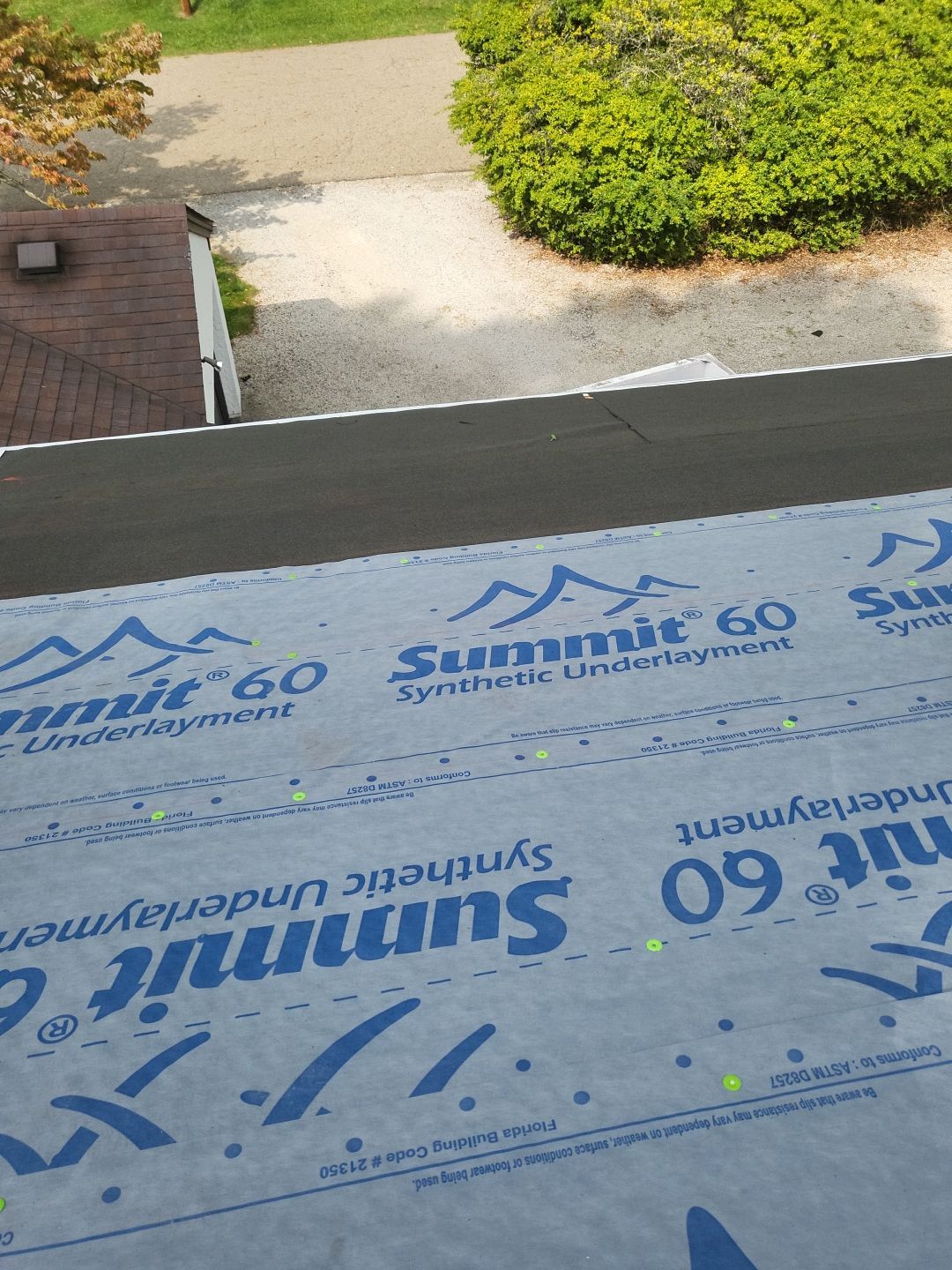 ATLAS PINNACLE COLOR: MORNING HARVEST by Eagle Eye Roofing
