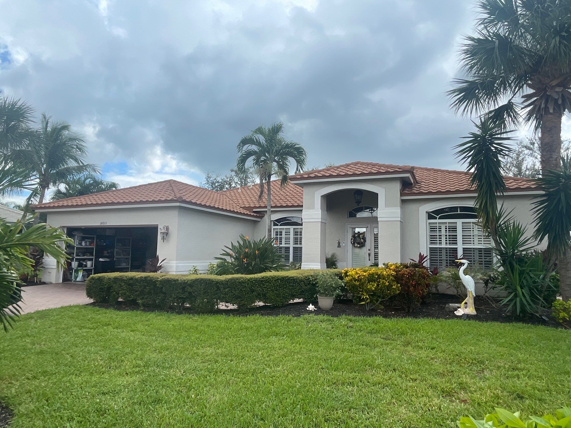 6-inch K-style Seamless Gutters in Fort Myers FL by Gutter Professors