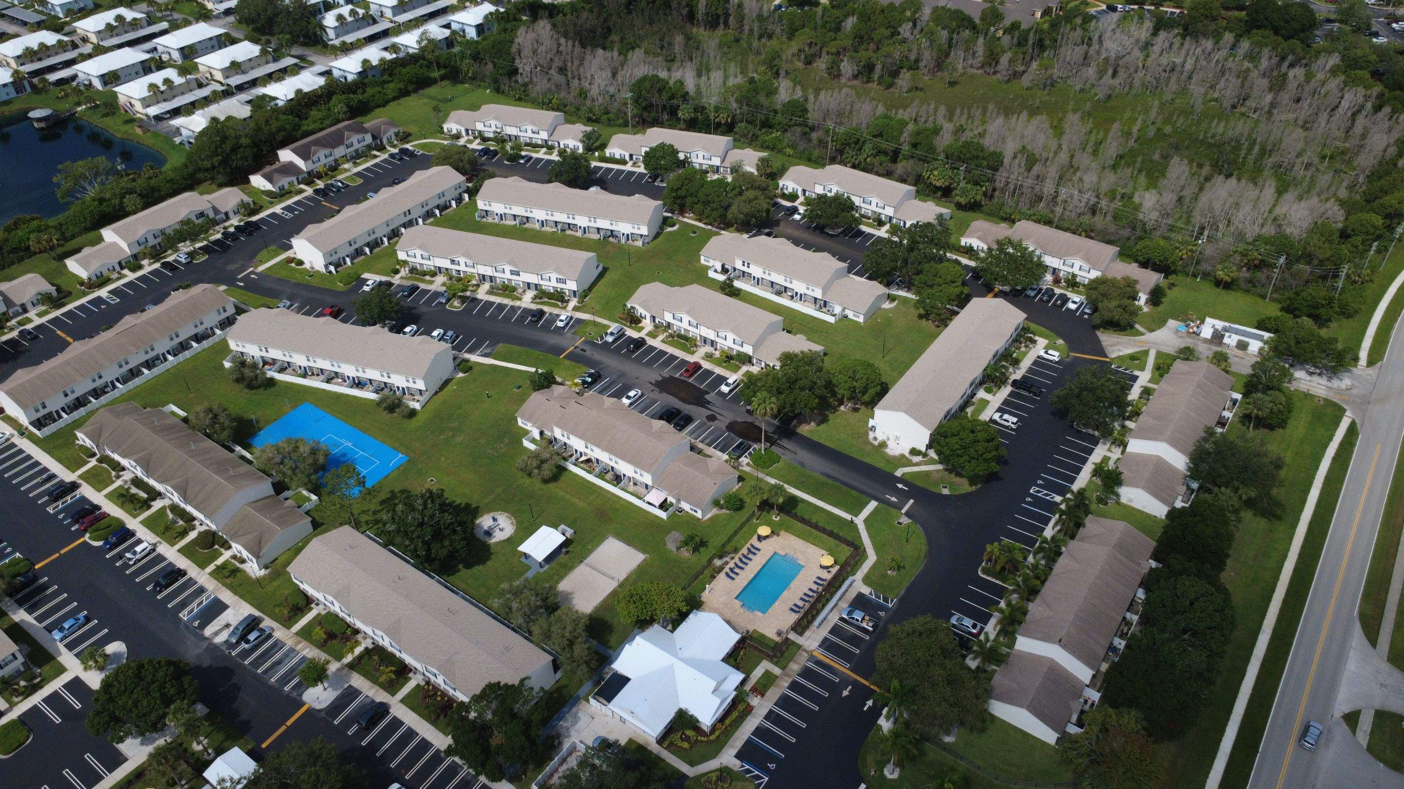 Apartment Complex Shingle Roof Replacement by Sailfish Roofing