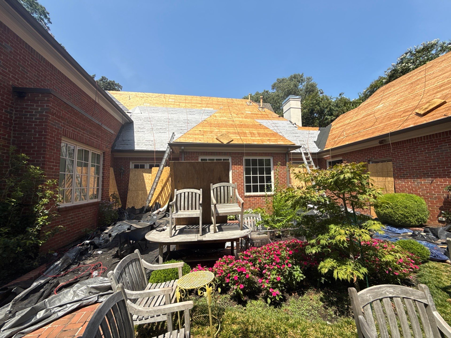 Memphis Residential Roof Replacement with GAF Timberline HDZ Shingles by Revival Roofing Services