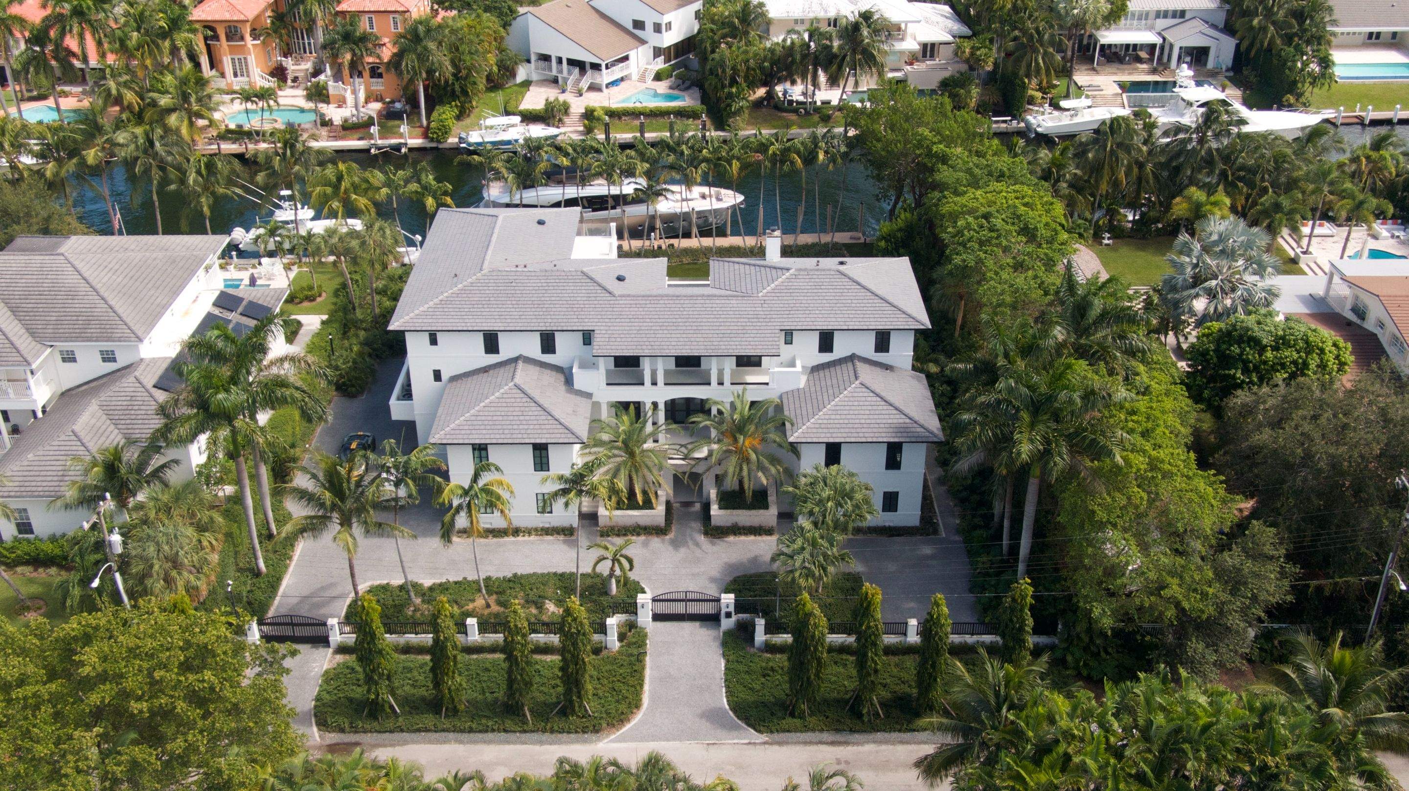 Crown - Windsort Slate - Manatee by Istueta Roofing