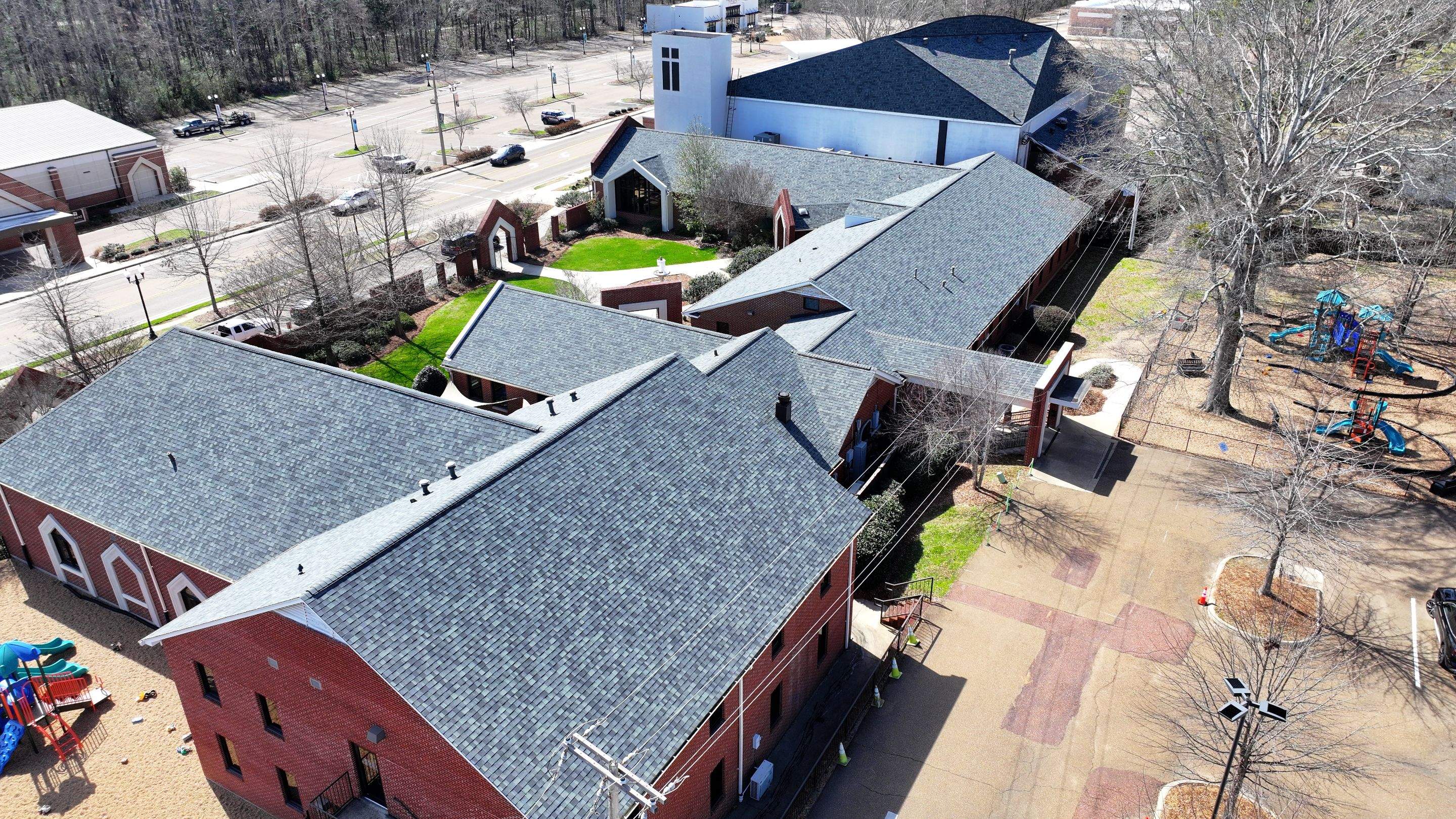 Commercial OC TruDefiniton Duration Roof Installation | Ridgeland, MS by Watkins Construction & Roofing