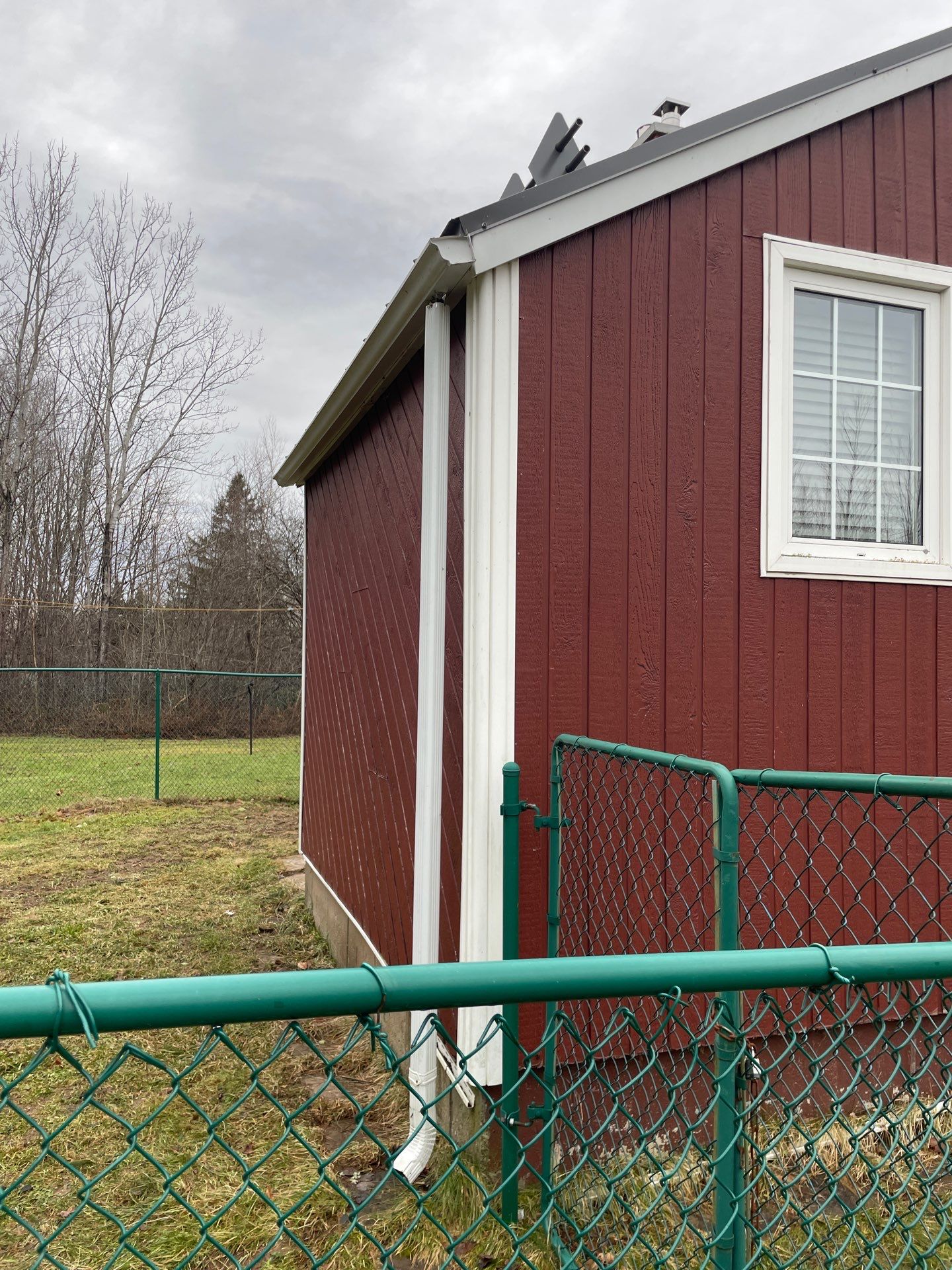 Residential Roofing Installation using Ideal Steel Standing Seam  by Artisan Roofing & Home Improvements Inc.