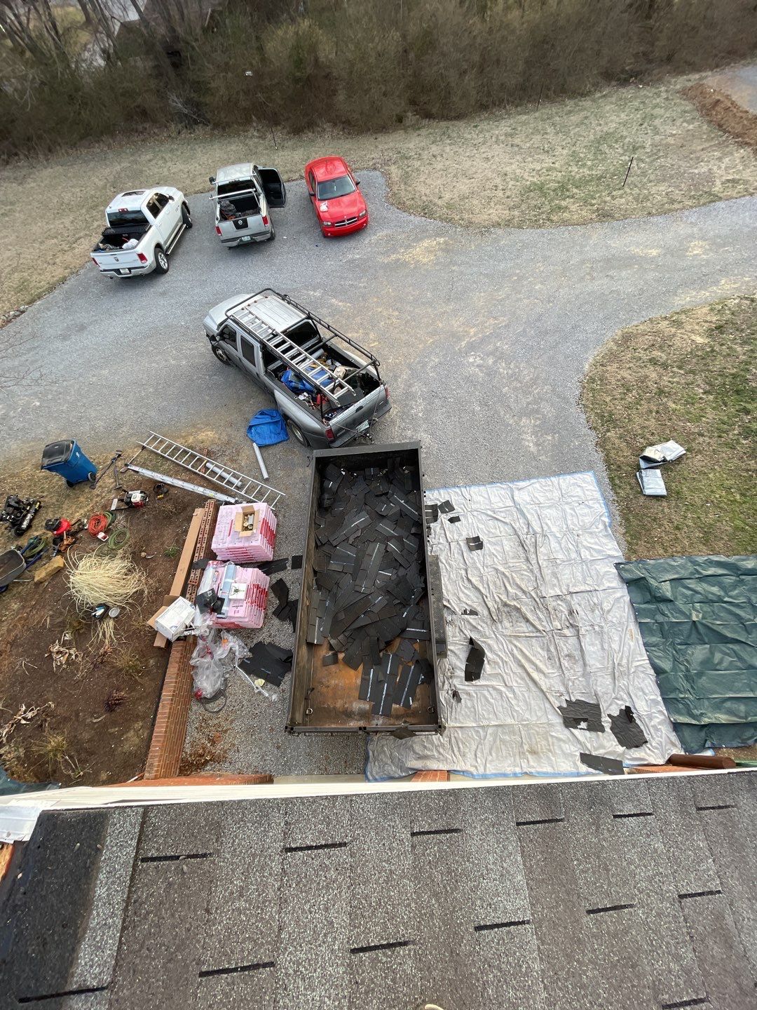 Residential Roofing Installation using Owens Corning Oakridge Roofing System by Undersun Roofing 