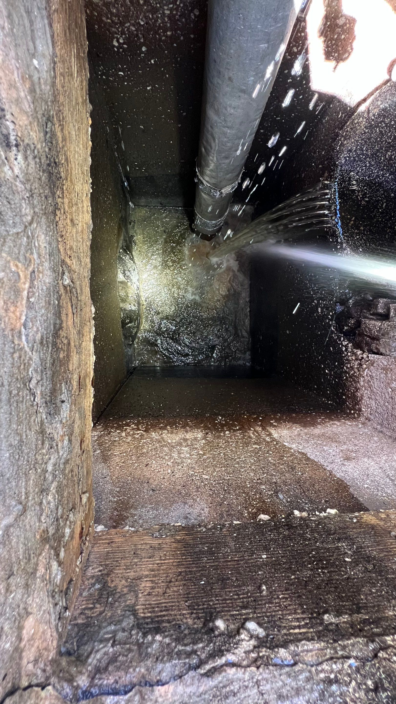 North Naples Neighborhood Catch Basin Cleaning by APS Power & Water