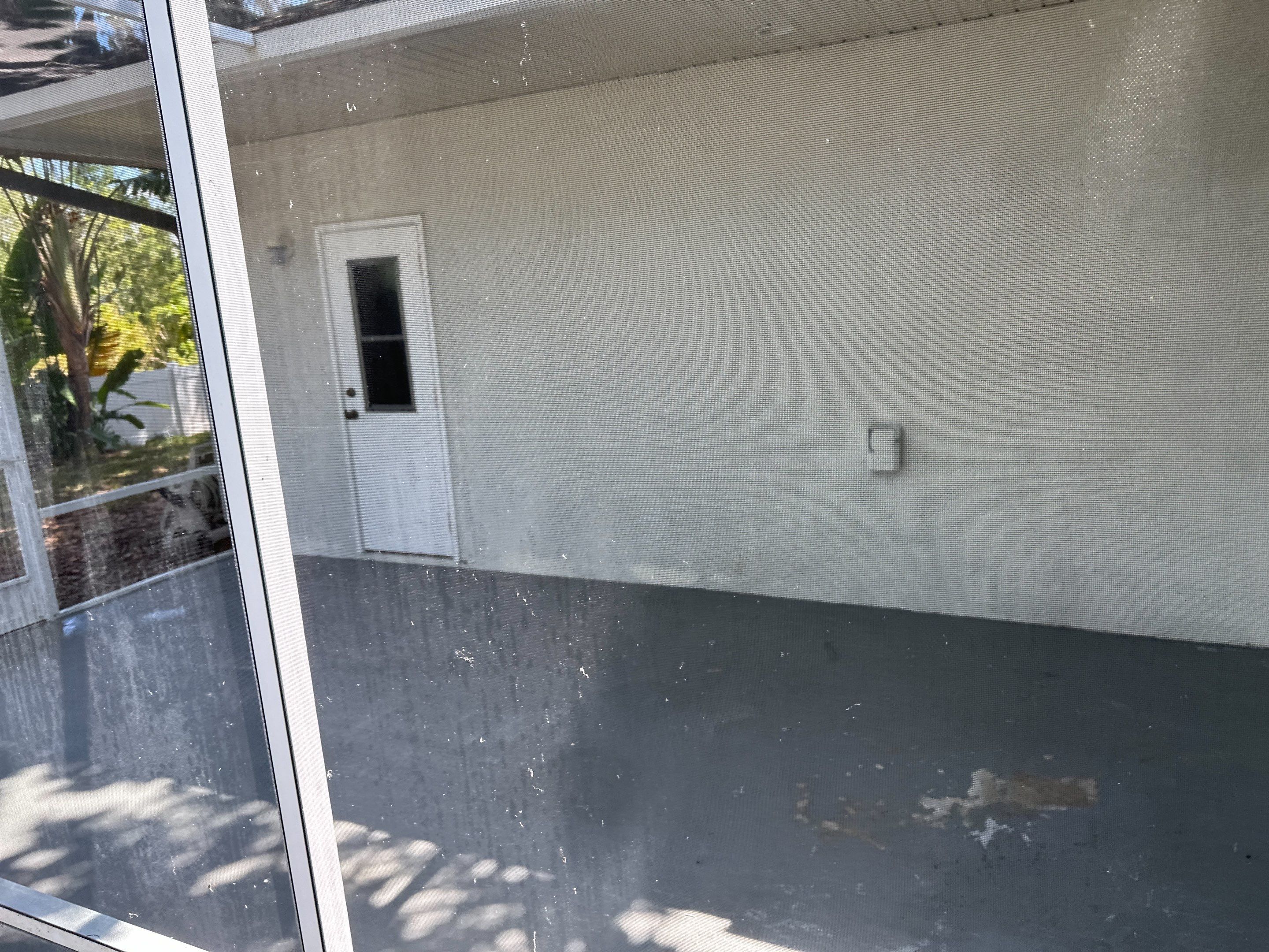 1-Story House Wash, Driveway, Patio/Lanai & Screen Enclosure Cleaning in Oakley Community, Ellenton, FL | Sunshine AquaWash by Sunshine AquaWash