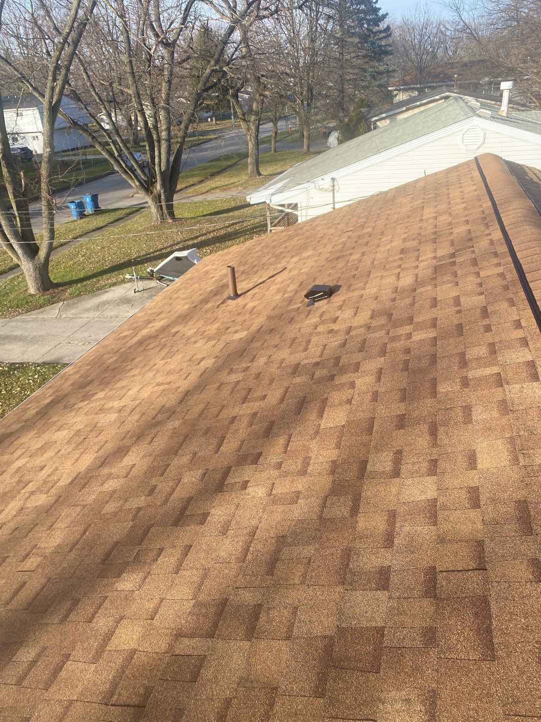 Residential Roofing Installation using Owens Corning Oakridge, Desert Tan by Absolute Roofing and Construction