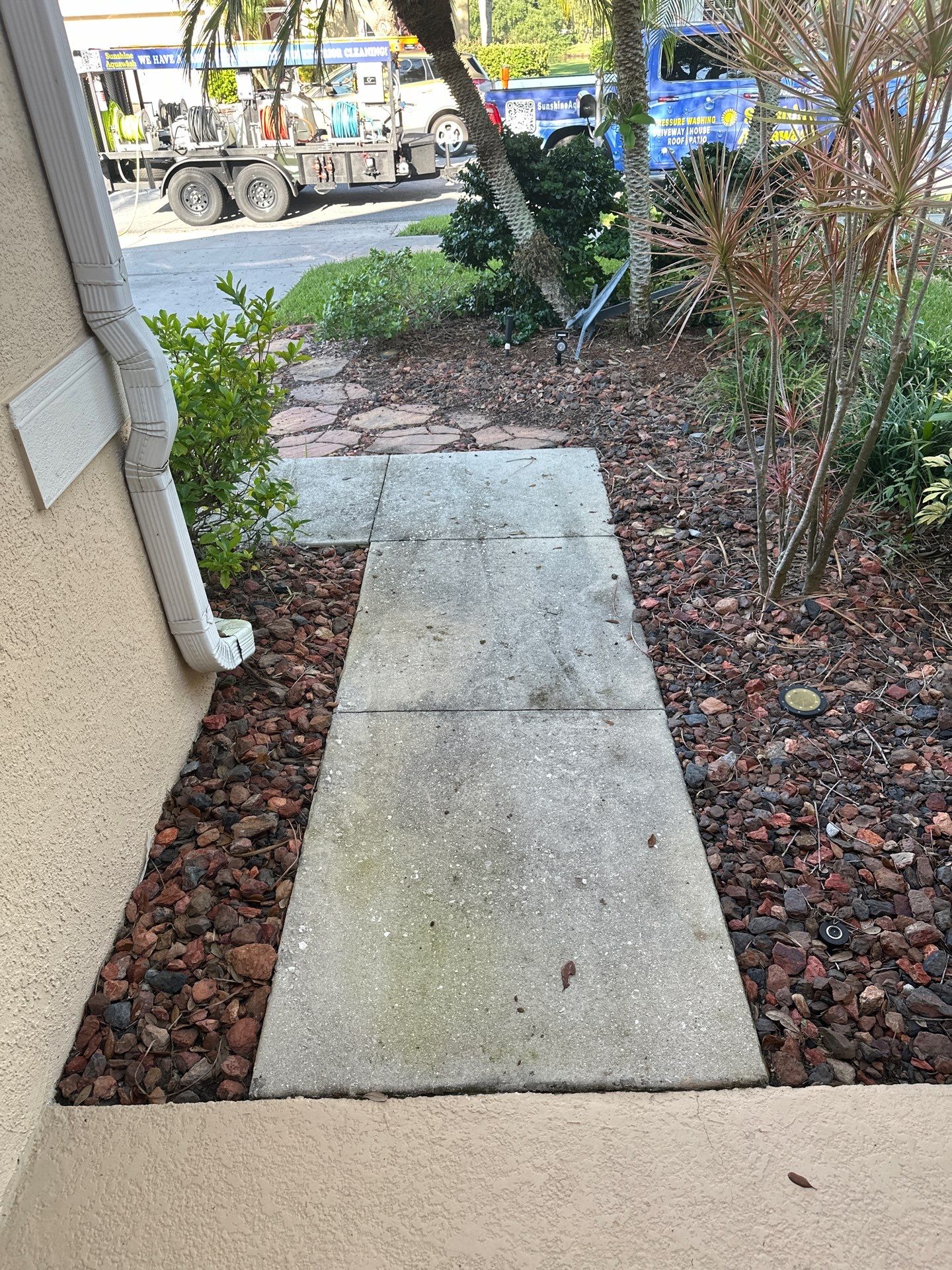 House Wash, Paver Patio Cleaning & Driveway Cleaning in Waterford – Palmetto, FL by Sunshine AquaWash