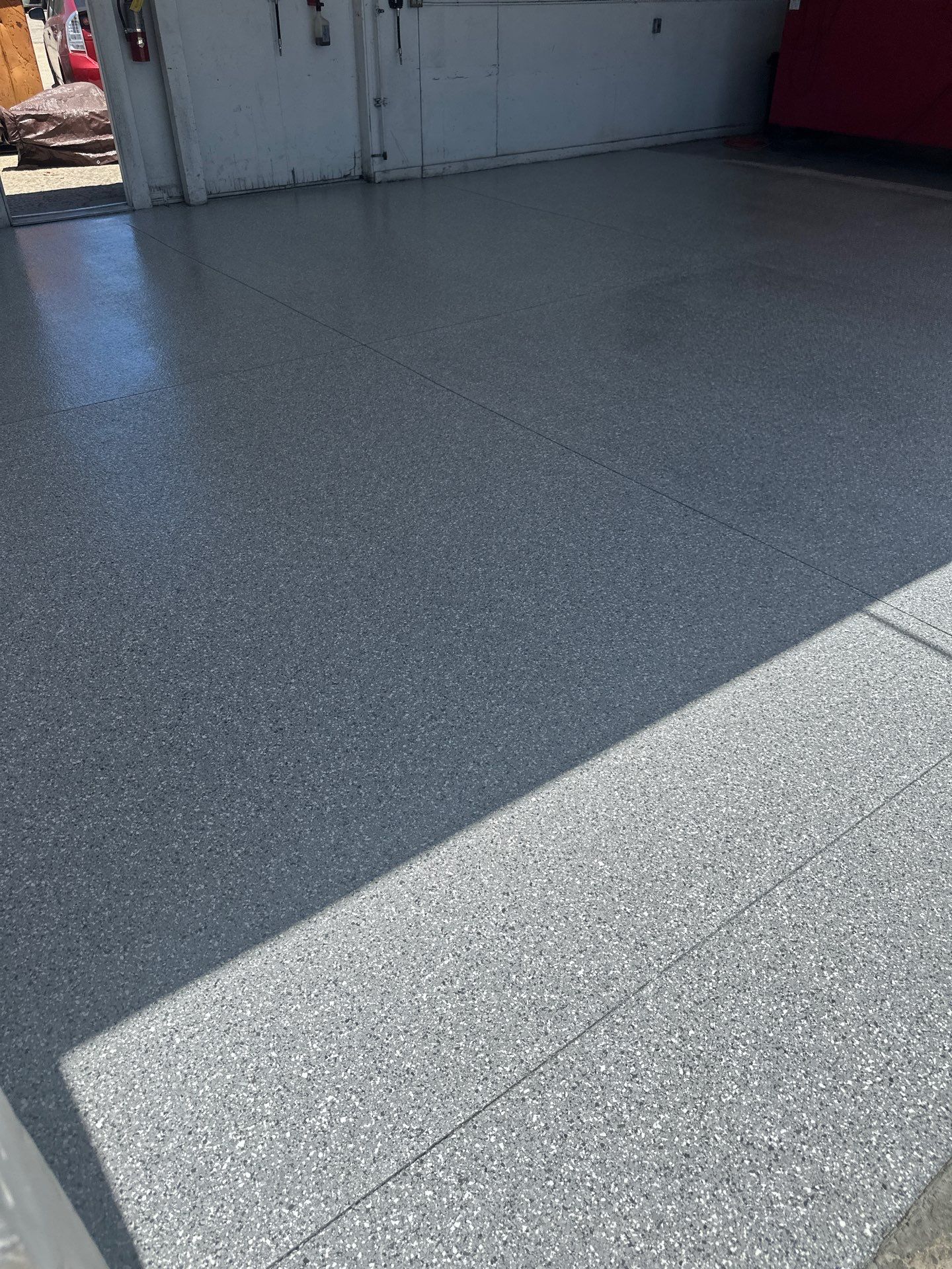 Simiron Stargazer Epoxy Coating for Commercial Auto Shop in Arroyo Grande by MGP Coatings