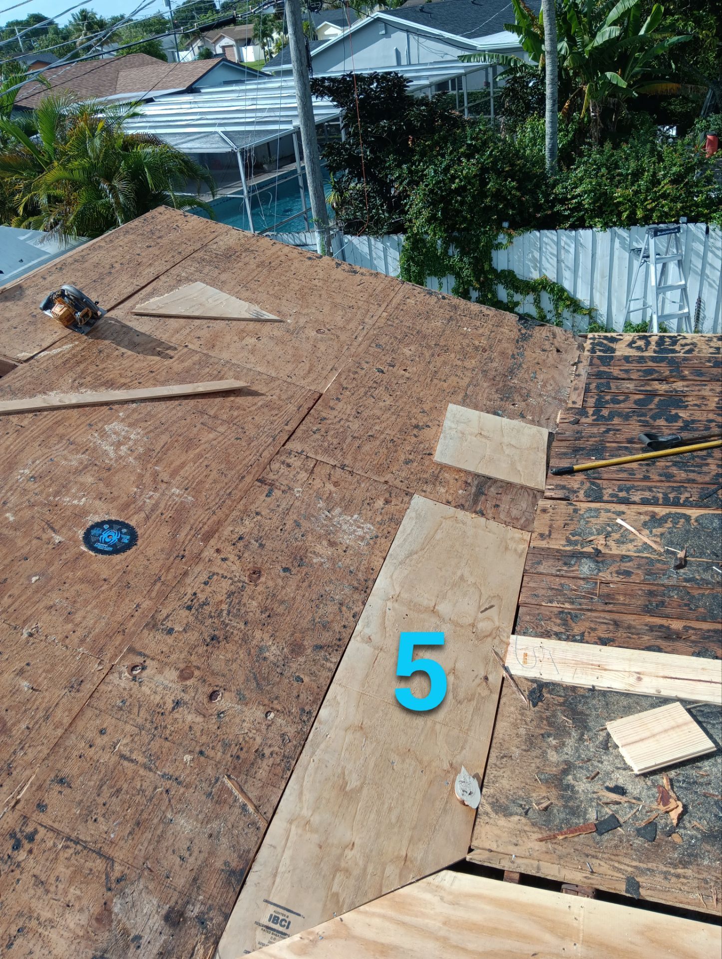 Shingles Roof in Boca Raton by Roofing Recovery