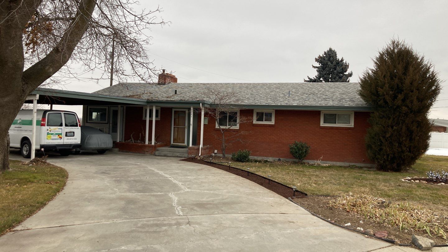 Low pitched Residential Roofing Installation using Owens Corning Oakridge by ID Roofing LLC