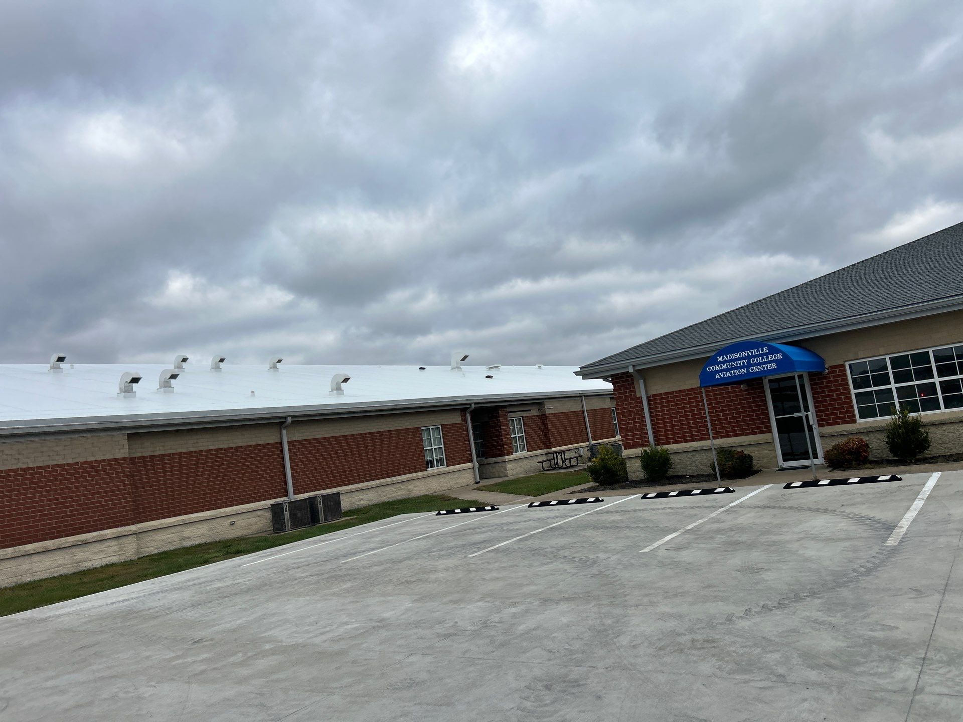 Commercial Roofing Installation using Energy Efficient Roofing by Kentucky Commercial Roofing