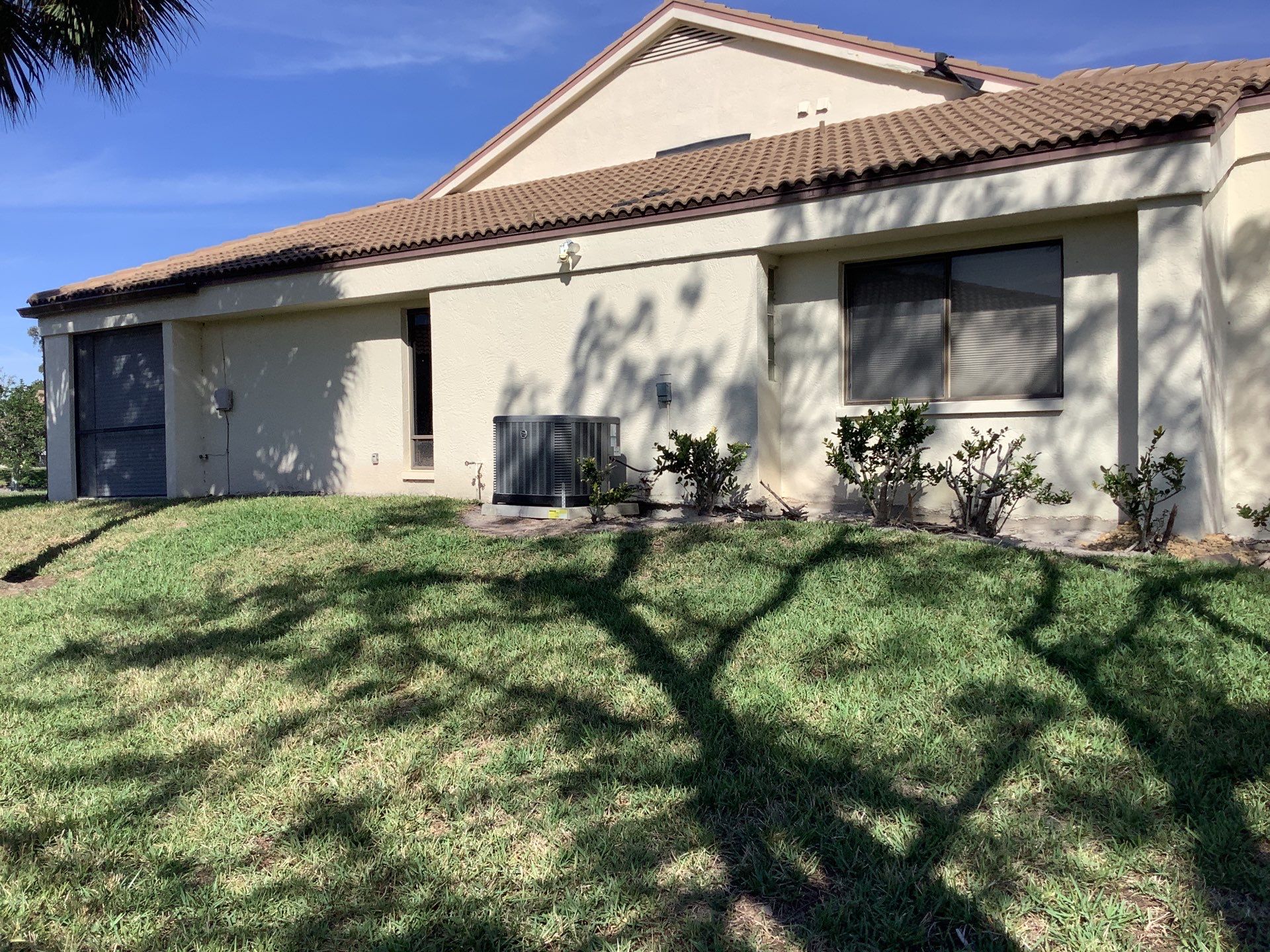 Custom Gutter Corners and Elbows in Fort Myers FL by Gutter Professors