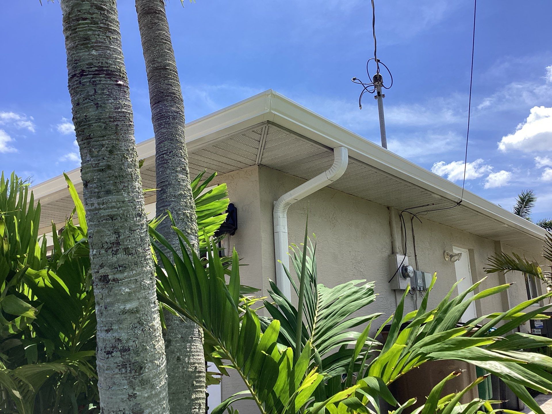 Soffit and Fascia Installation using Vinyl Soffit by Gutter Professors