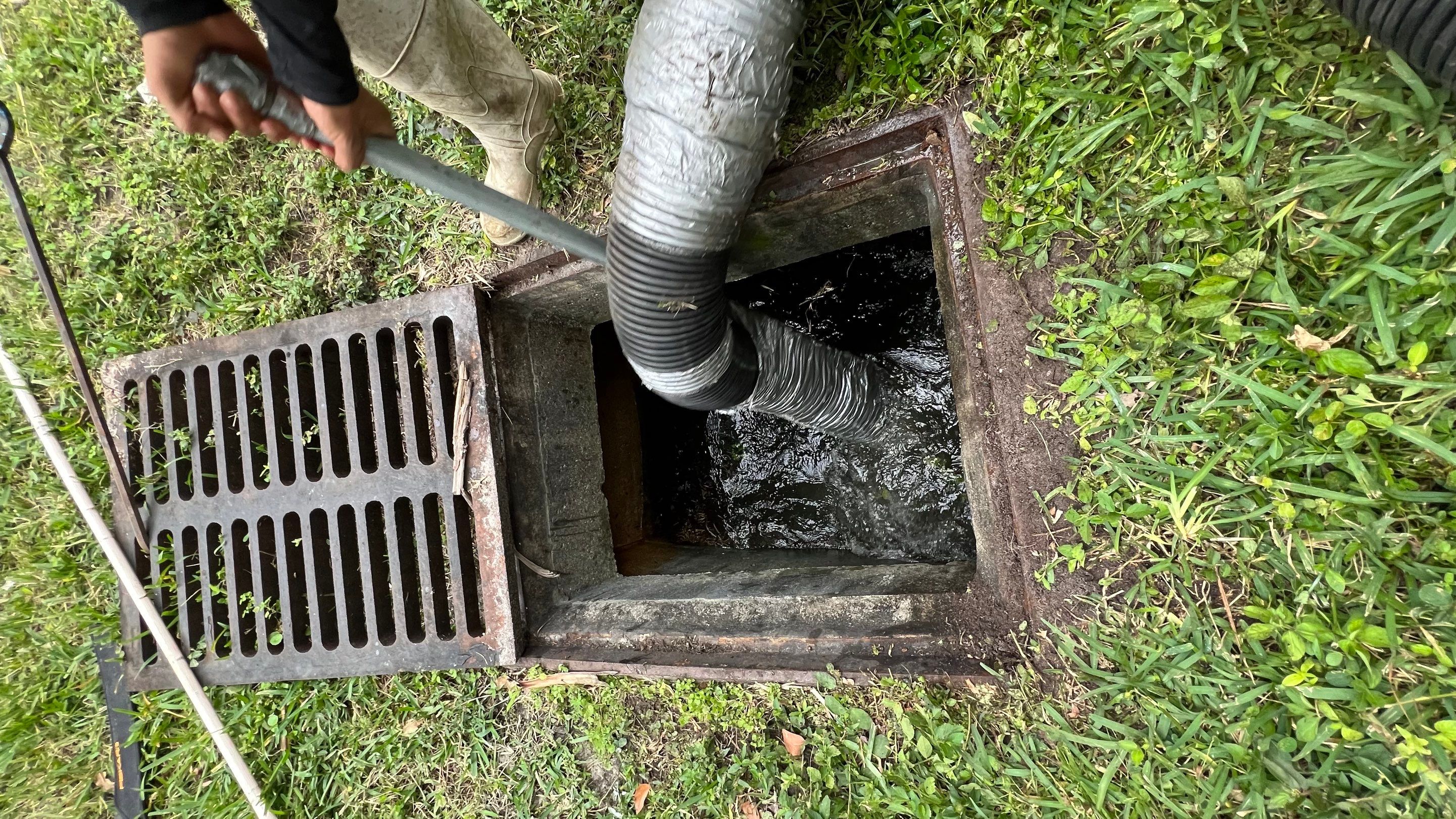 Naples Community Stormwater System Maintenance by APS Power & Water