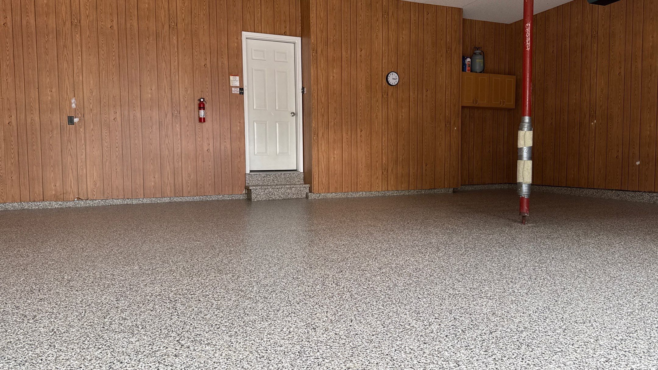 Check Out Dennis' Flake Floor by Banner Garage