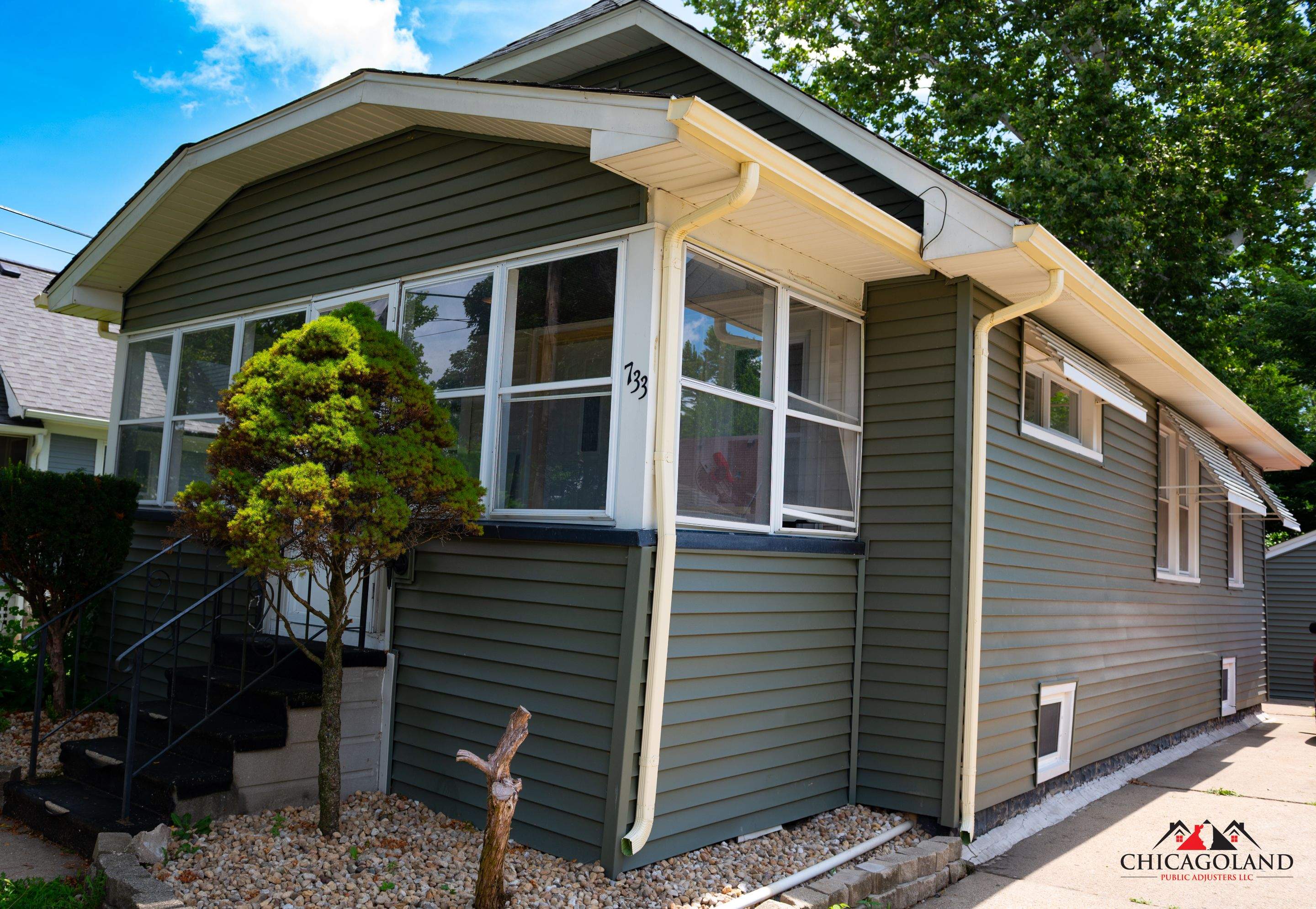  Martha - 733 Schomer Ave • Aurora, IL 60505