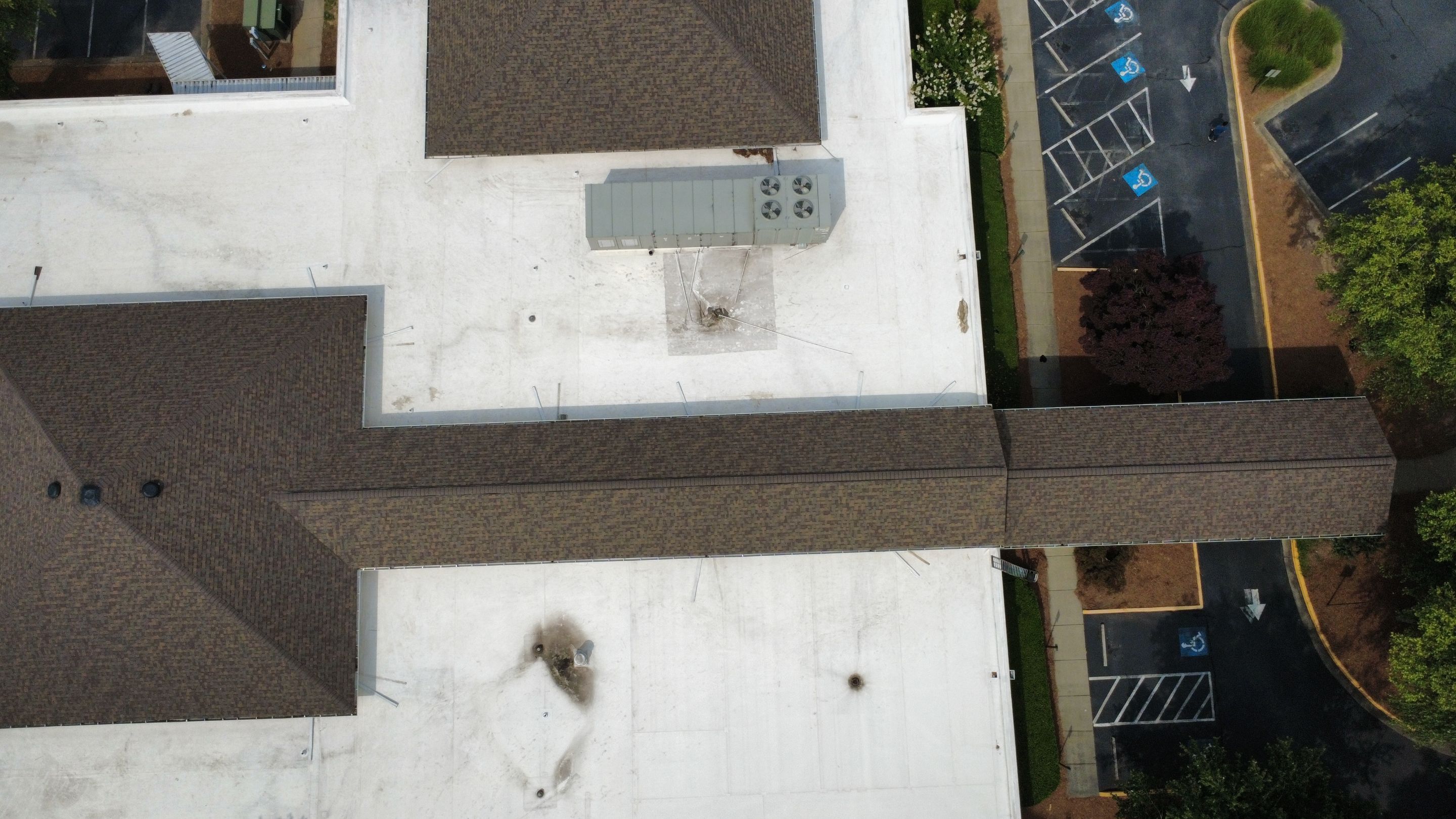 Towne Lake Medical by Arac Roof It Forward